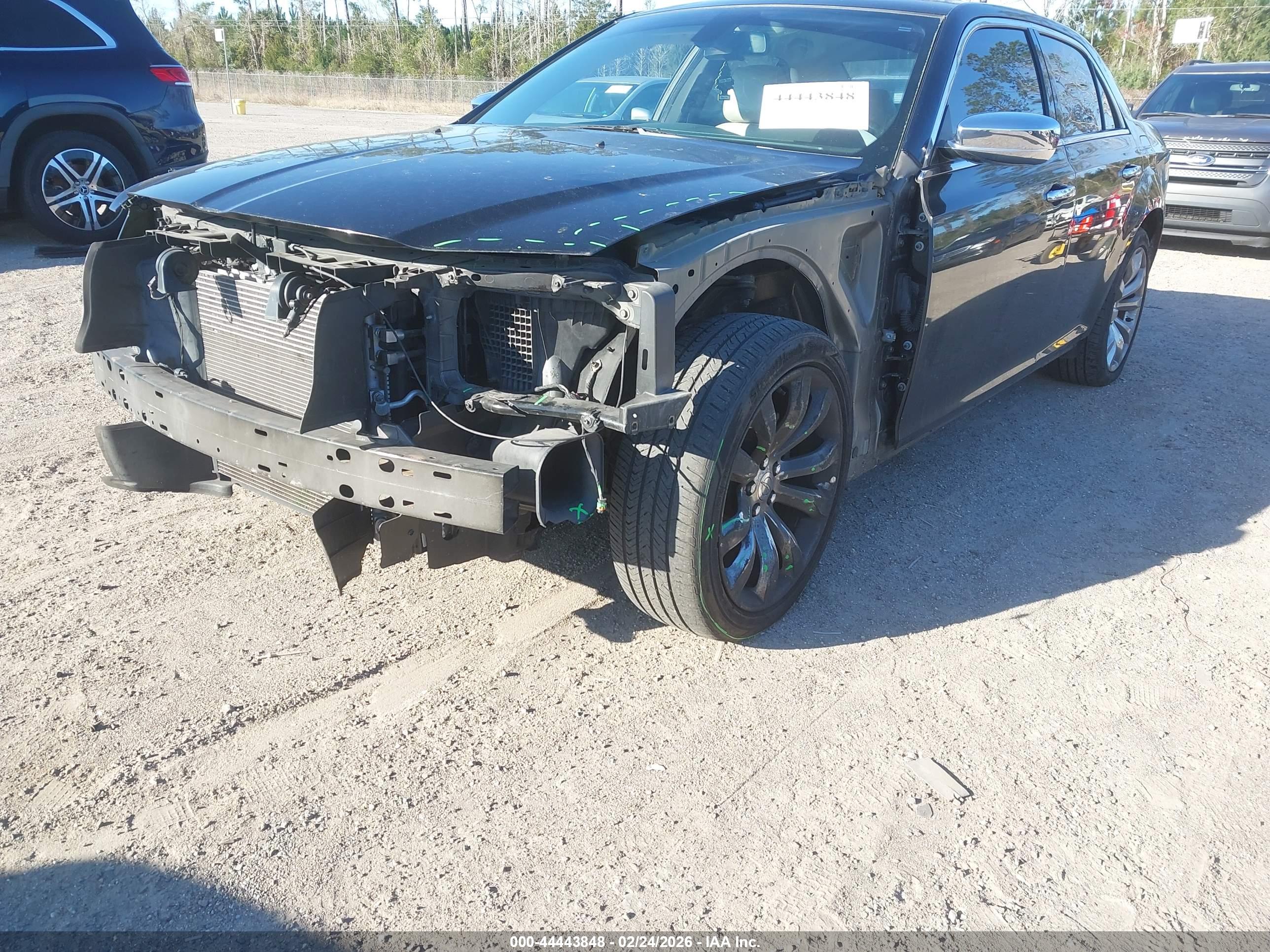 CHRYSLER 300 image 6