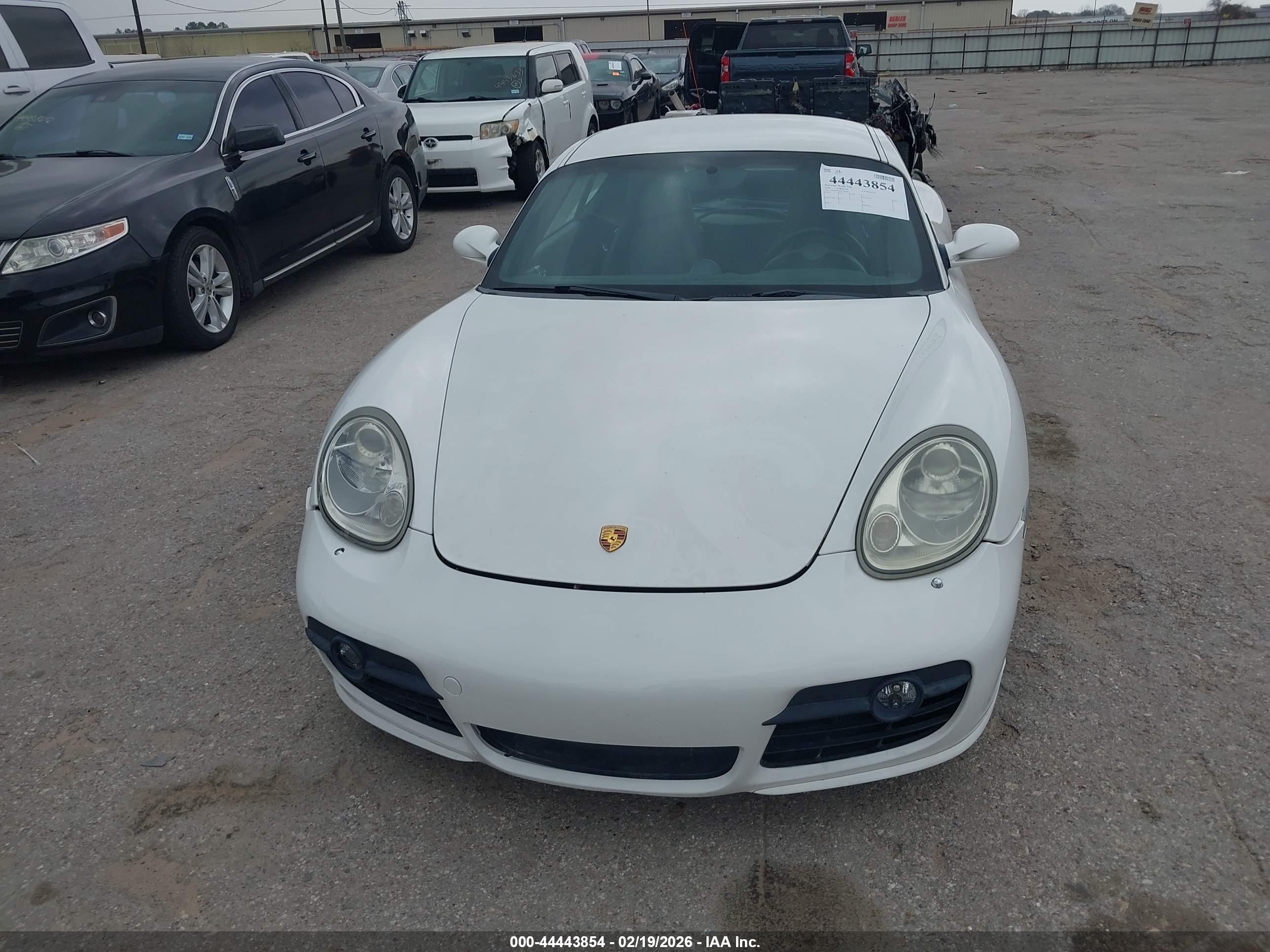 PORSCHE CAYMAN image 6