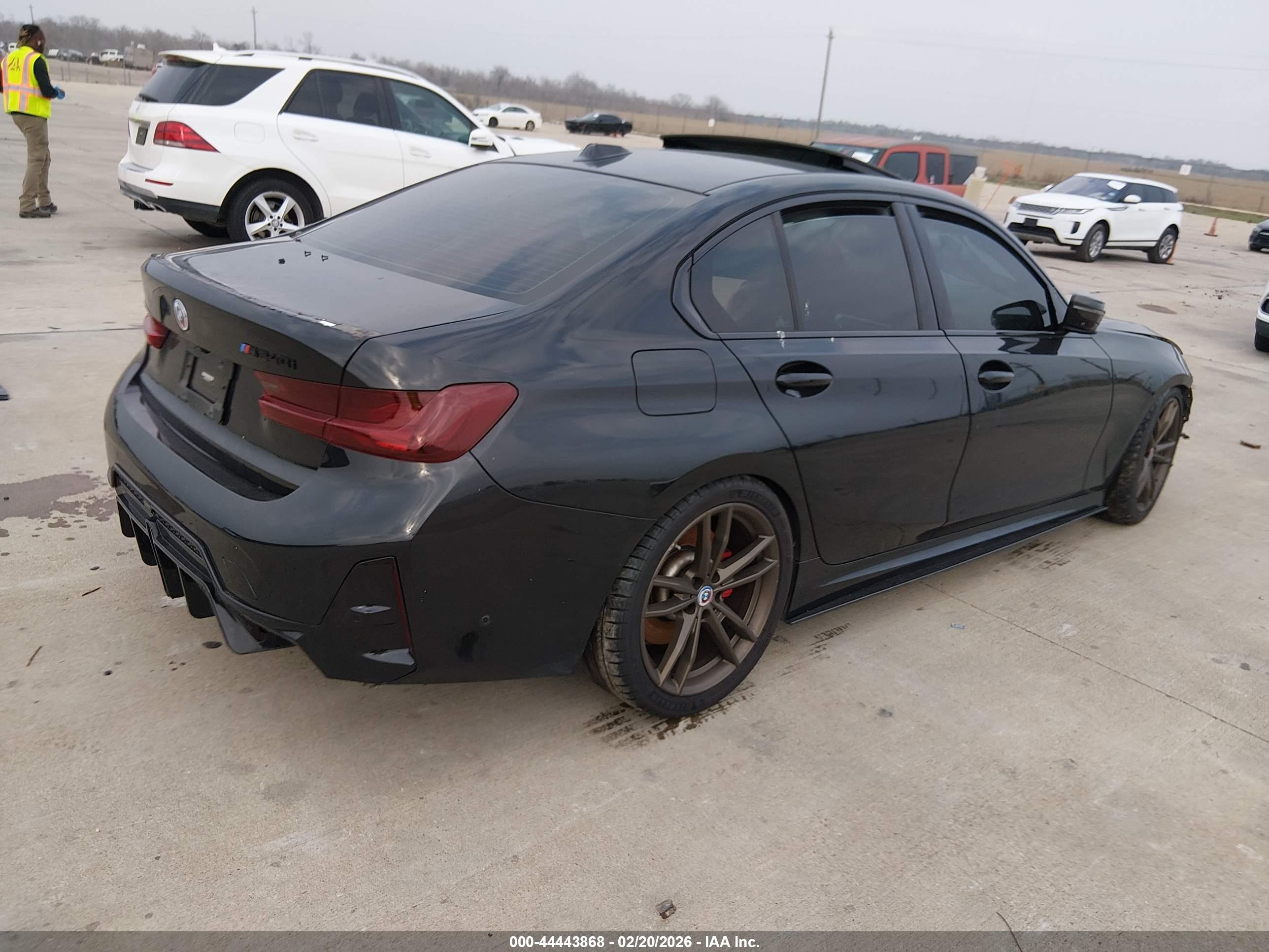 BMW 3 image 4