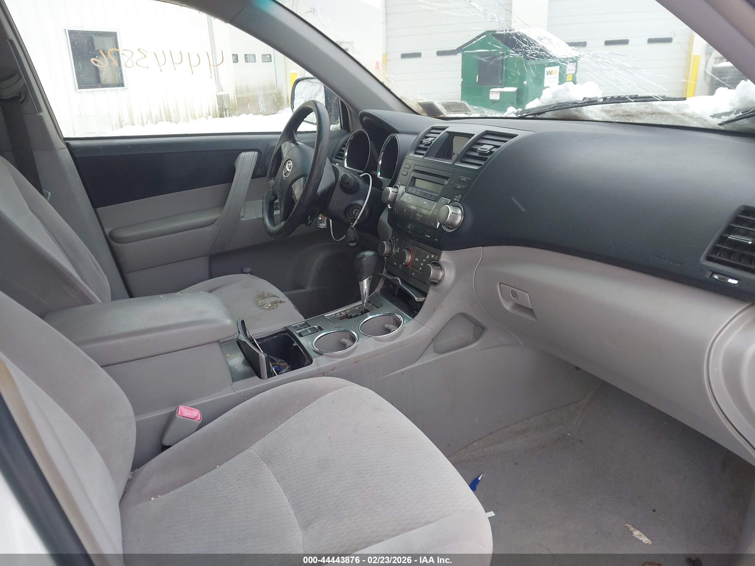 TOYOTA HIGHLANDER image 5