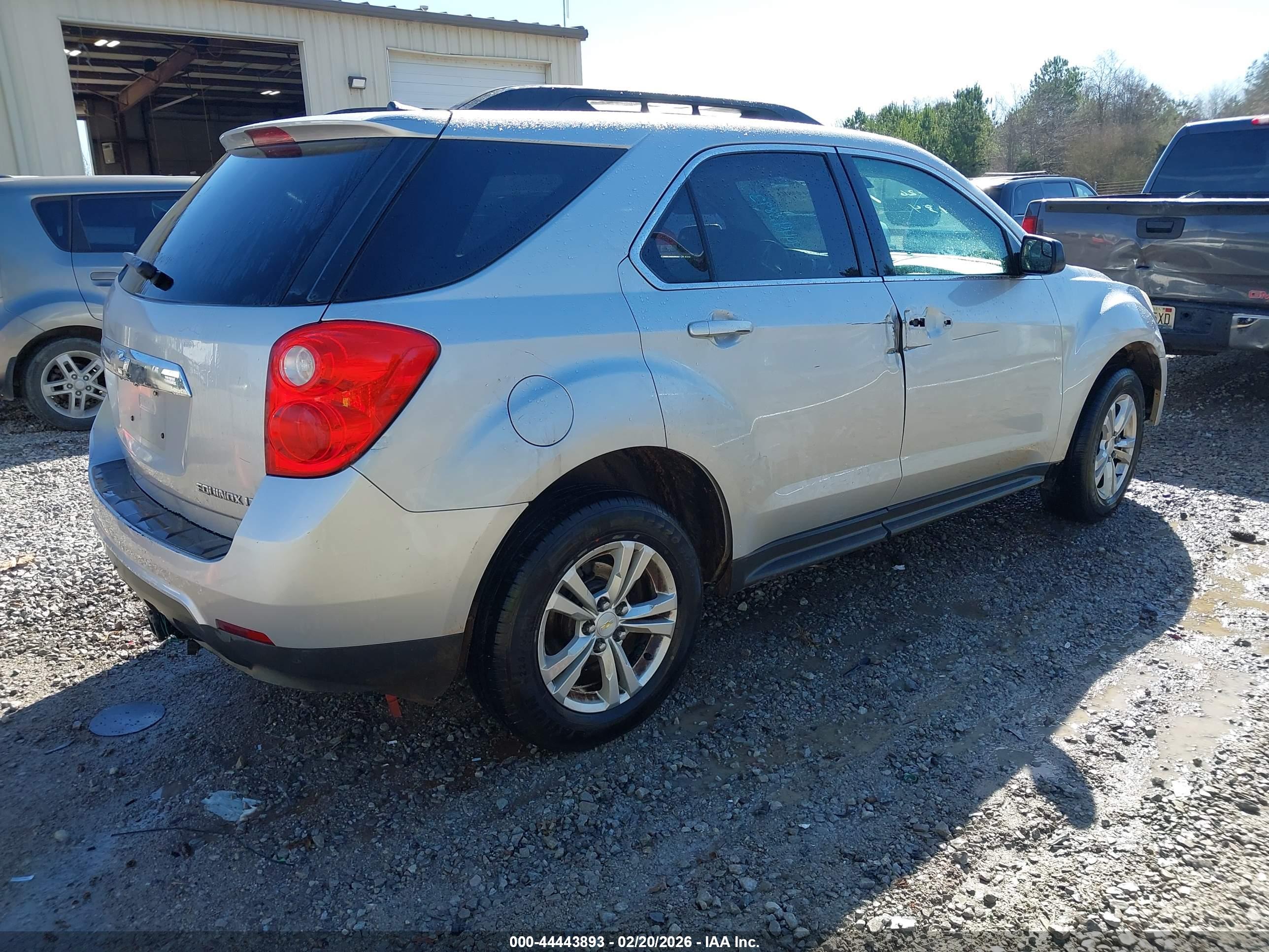 CHEVROLET EQUINOX image 4
