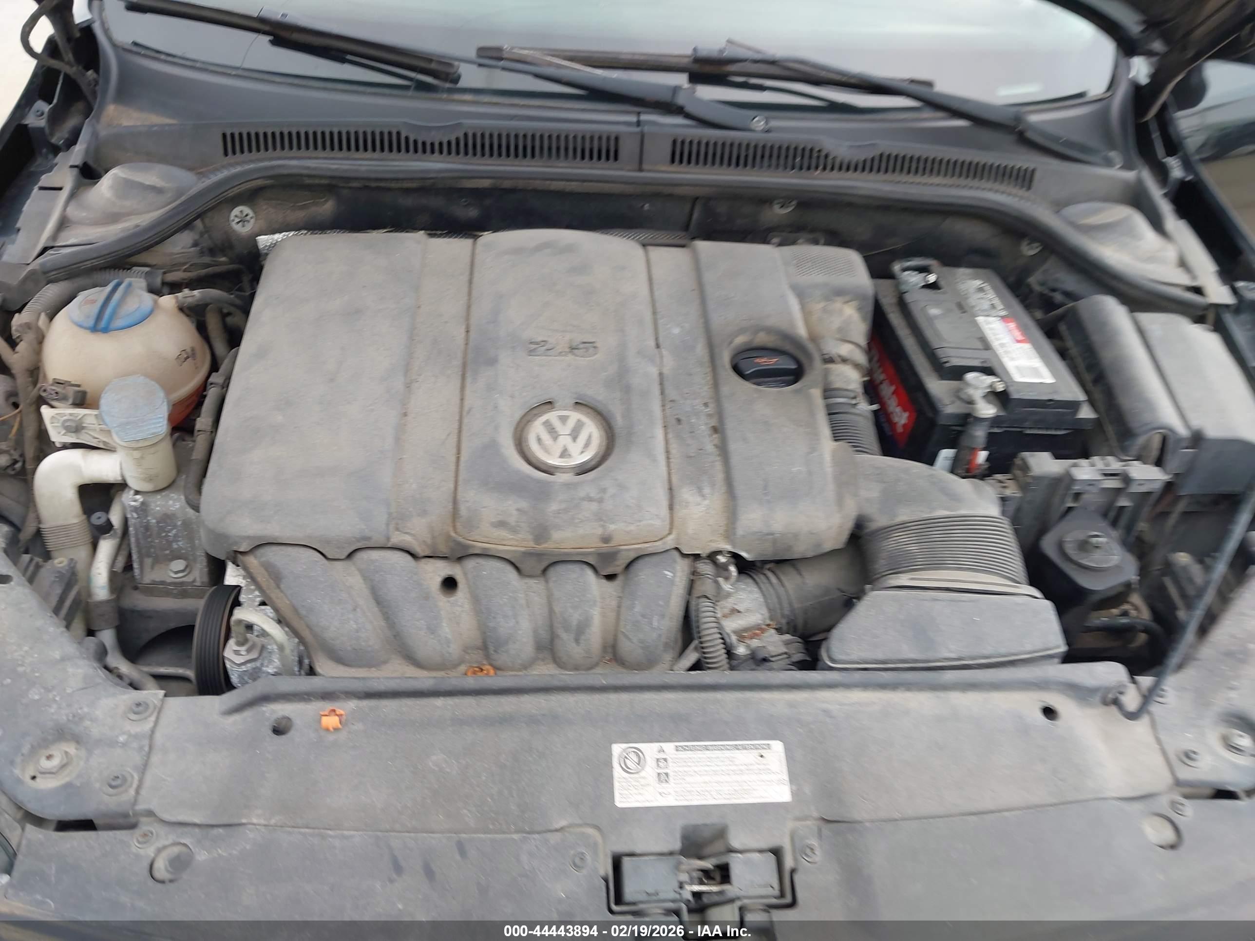 VOLKSWAGEN JETTA image 10