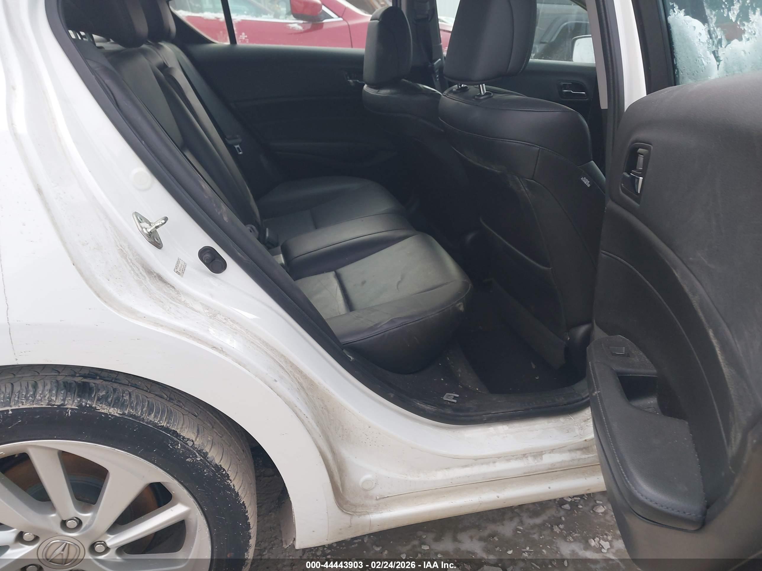 ACURA ILX image 8