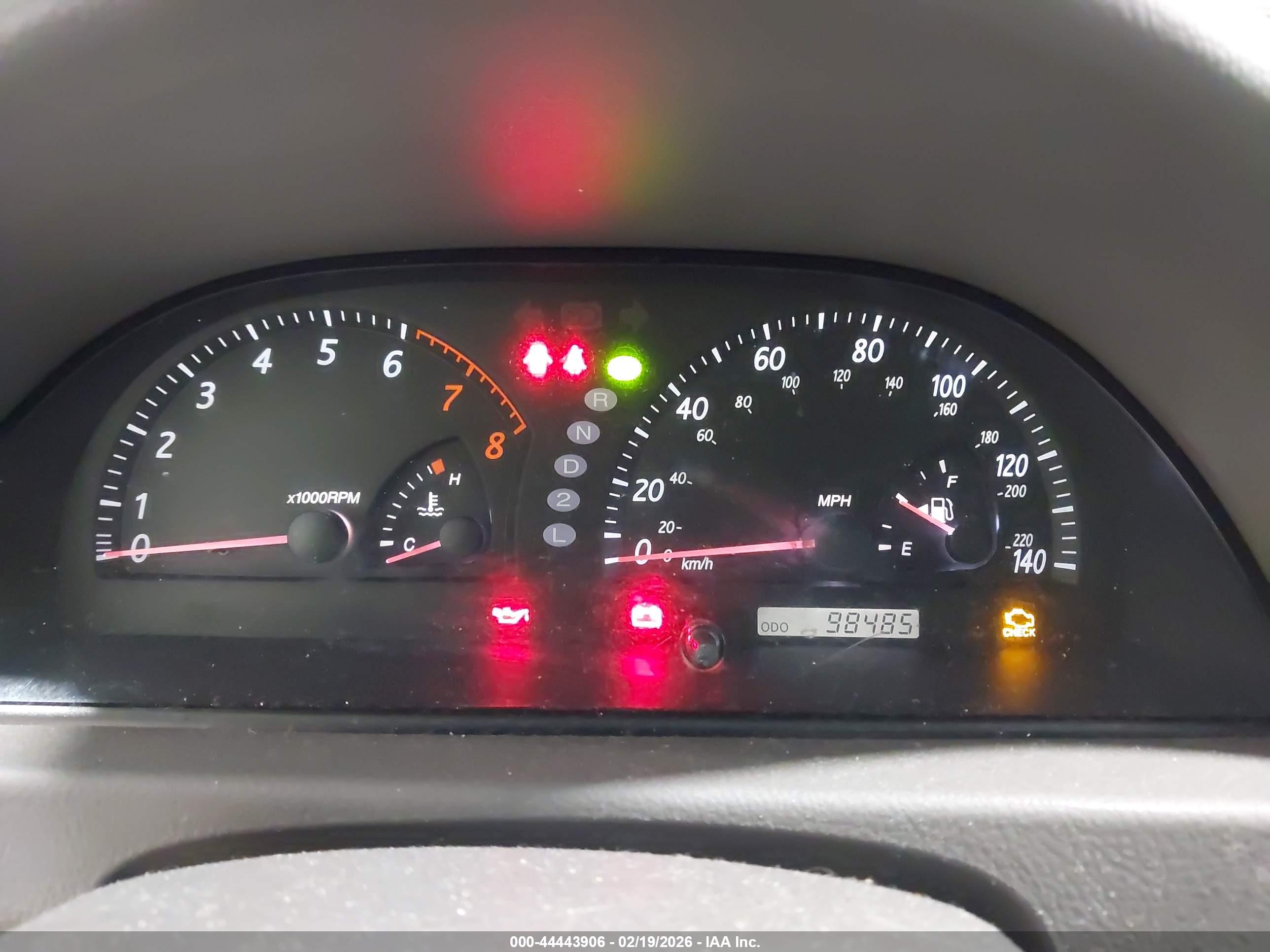 TOYOTA CAMRY image 7
