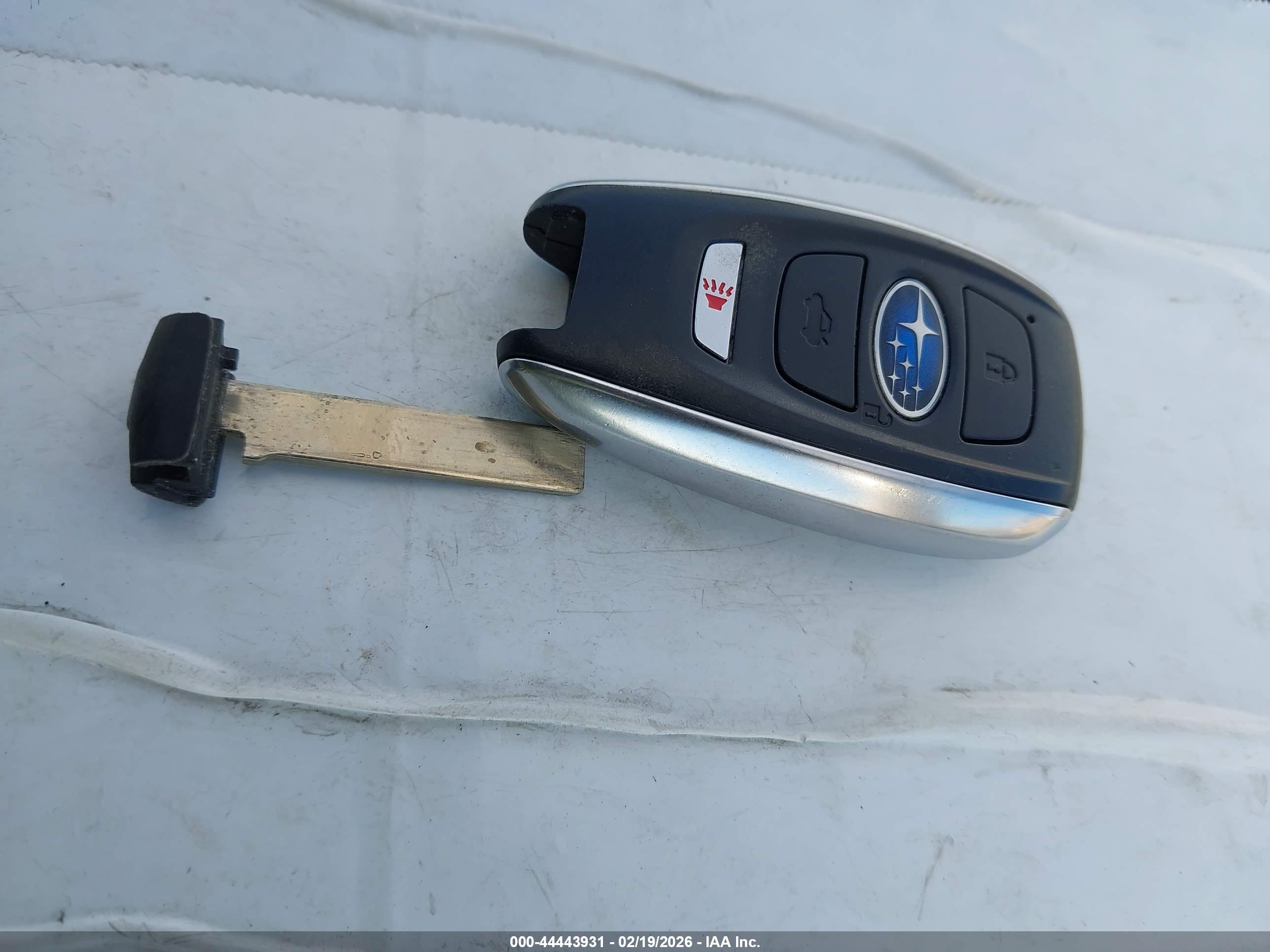 SUBARU OUTBACK image 11