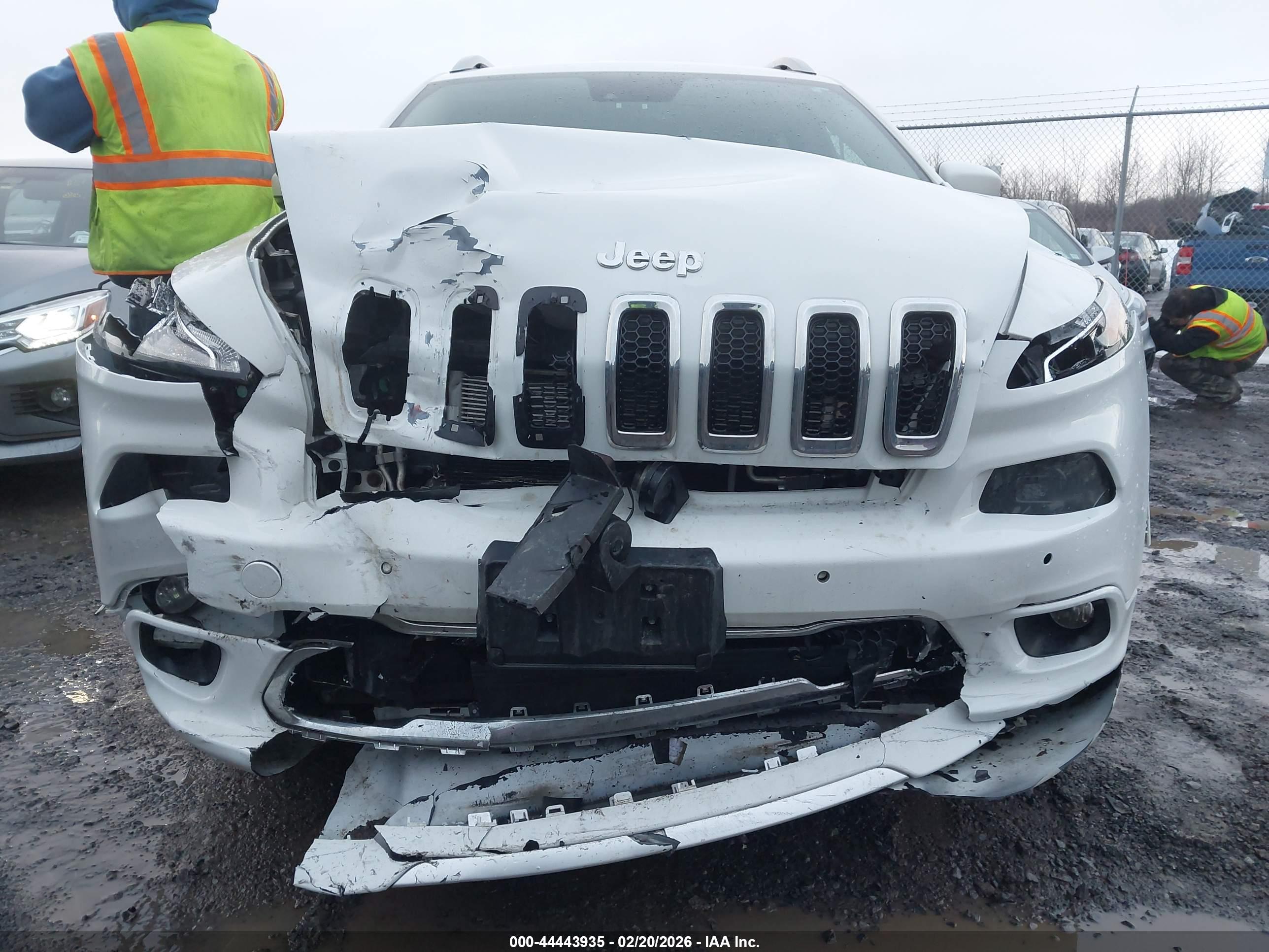 JEEP CHEROKEE image 6