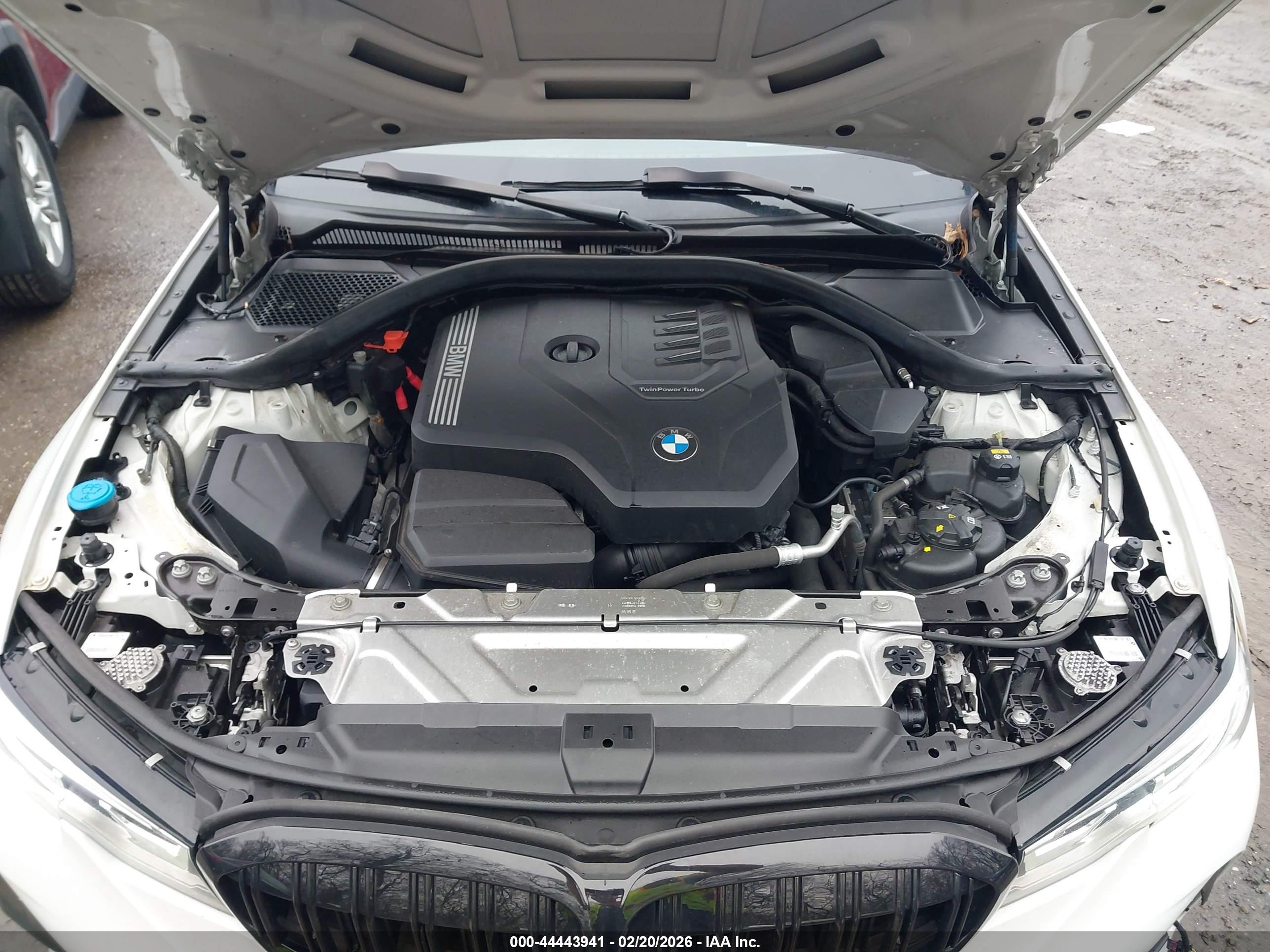 BMW 330I image 10
