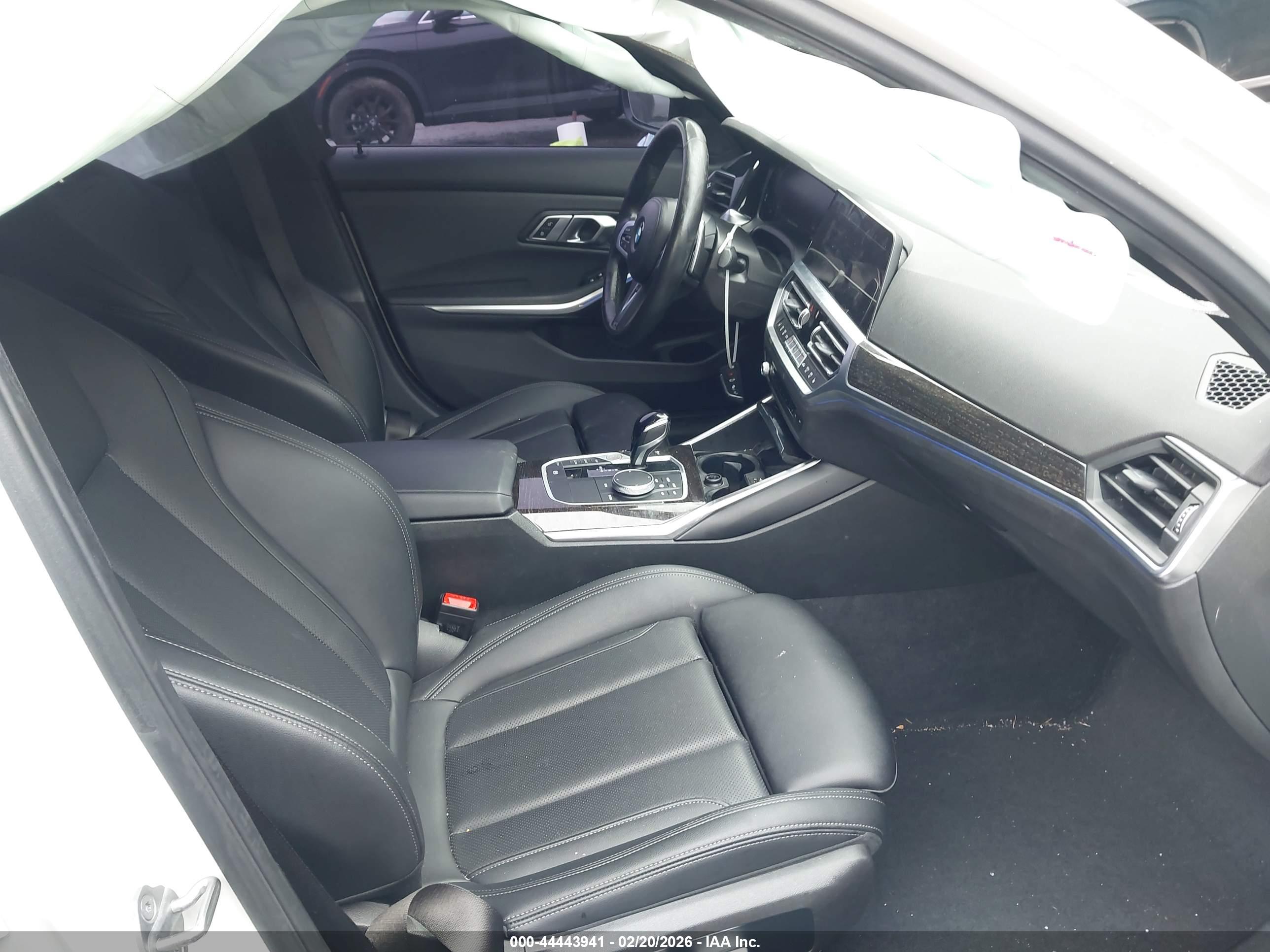 BMW 330I image 5
