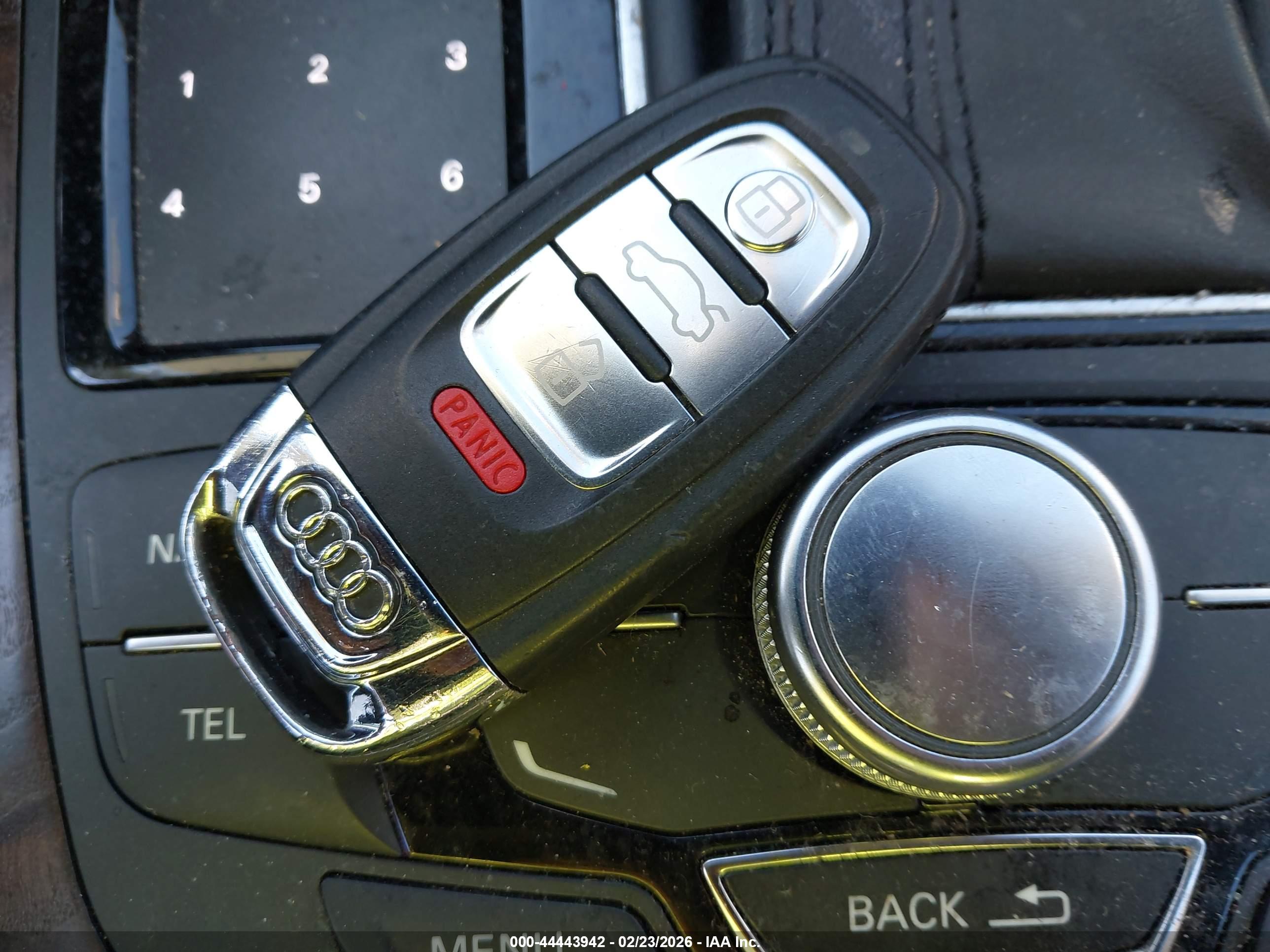 AUDI A6 image 11