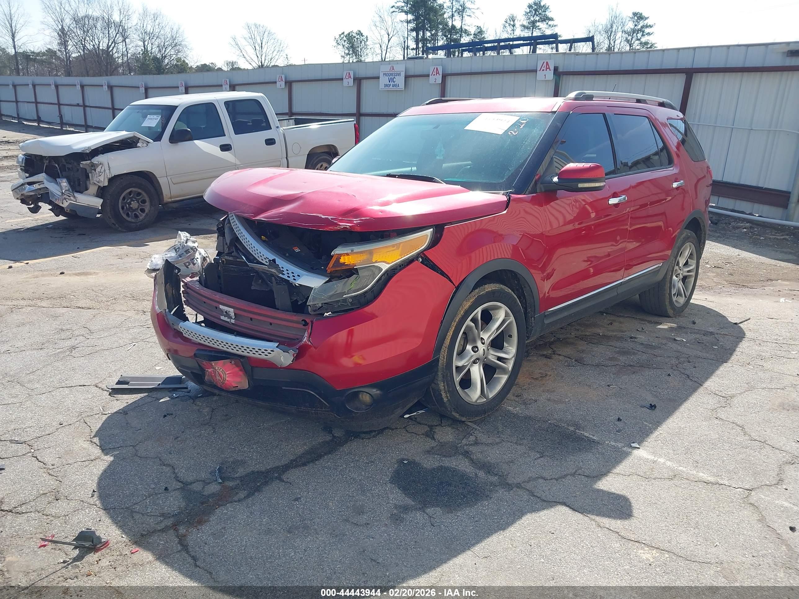 FORD EXPLORER image 2