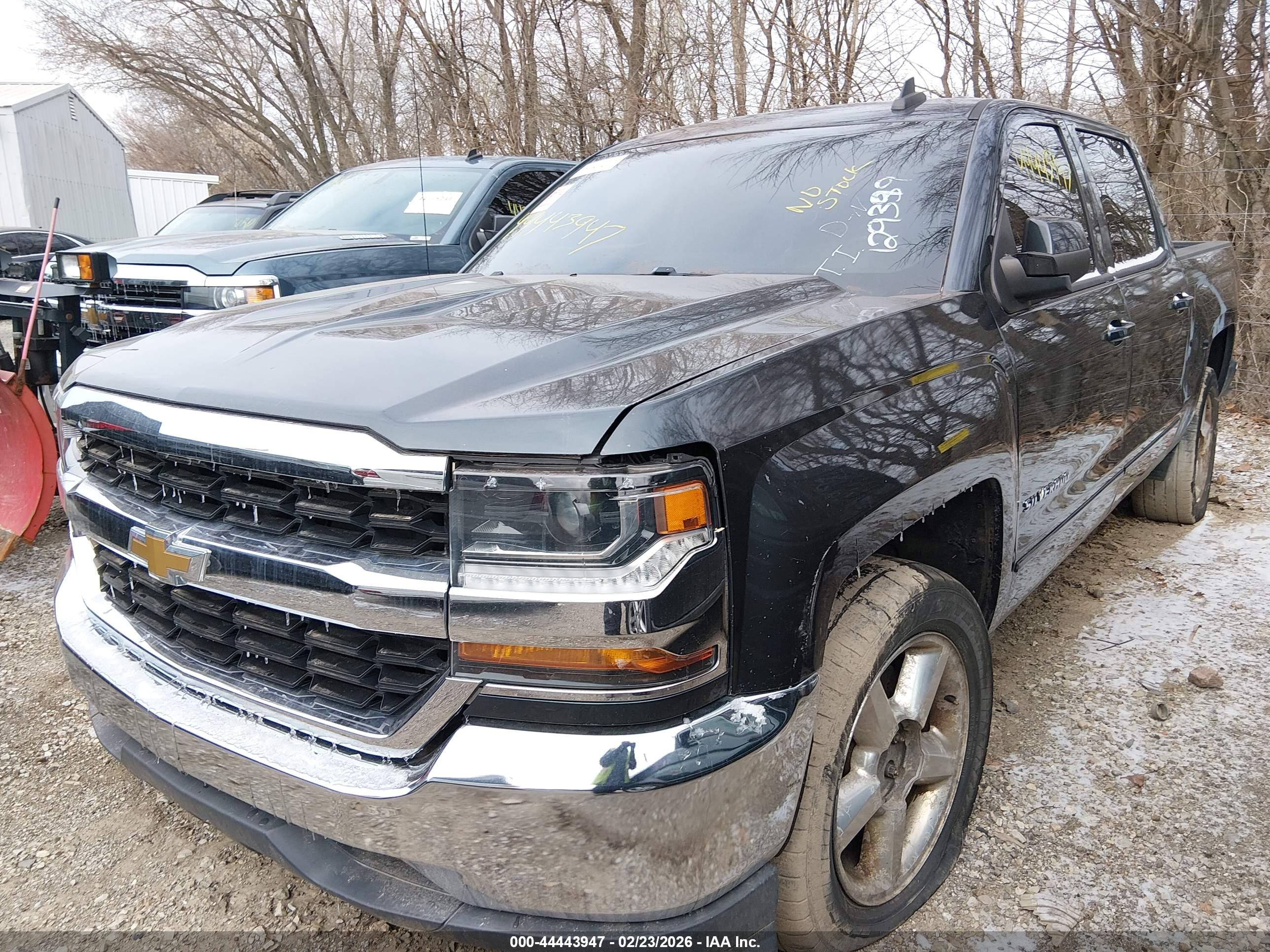 CHEVROLET SILVERADO image 6