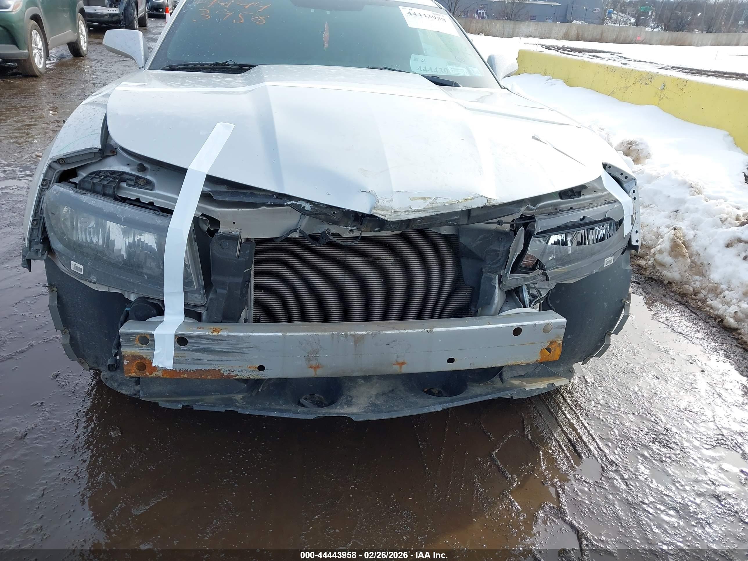 CHEVROLET CAMARO image 6