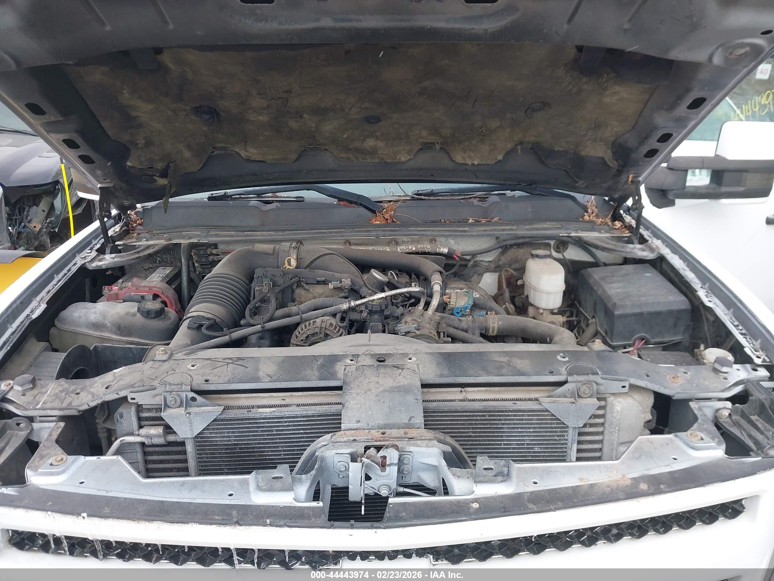 CHEVROLET SILVERADO image 10