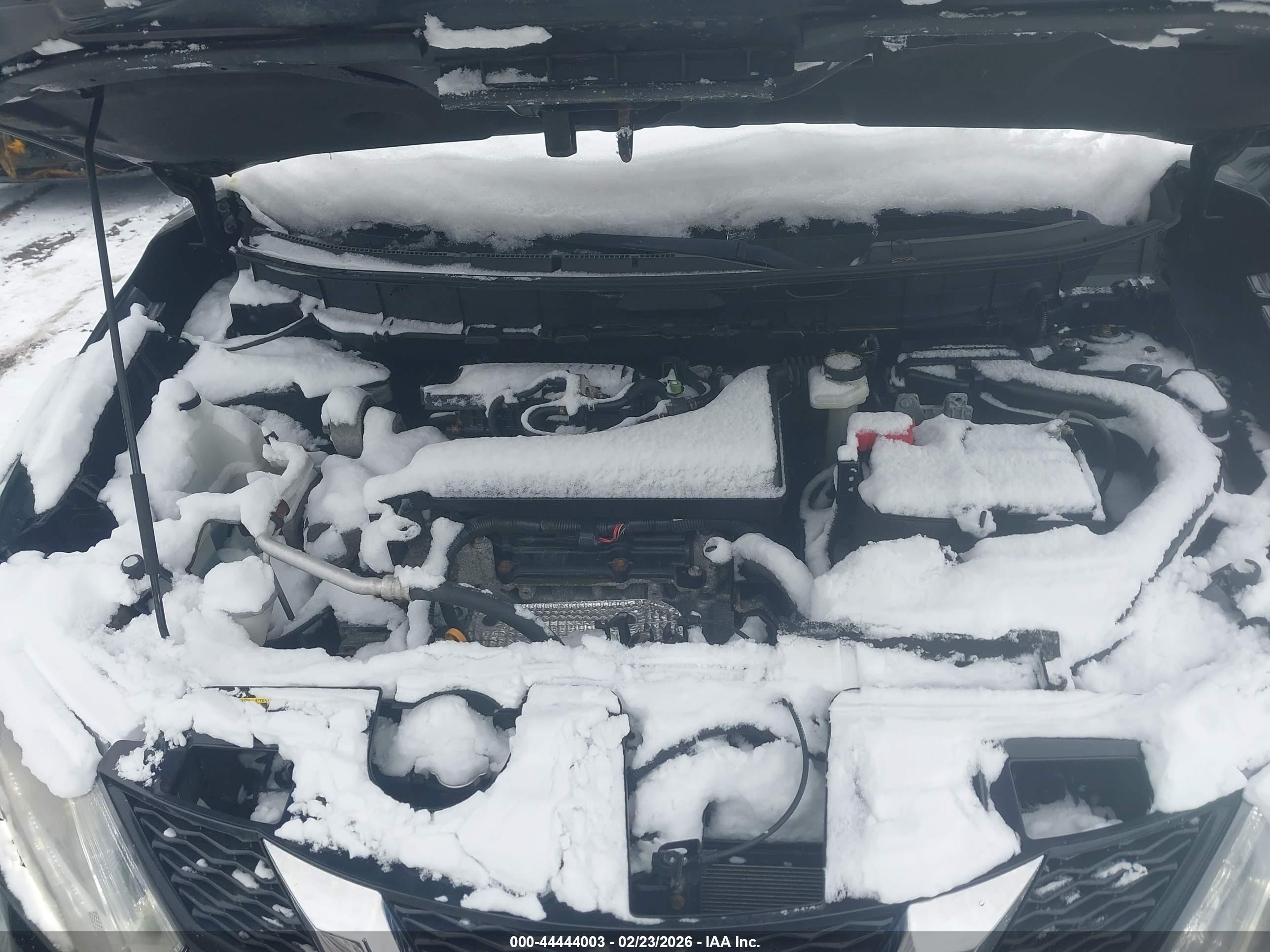 NISSAN ROGUE image 10