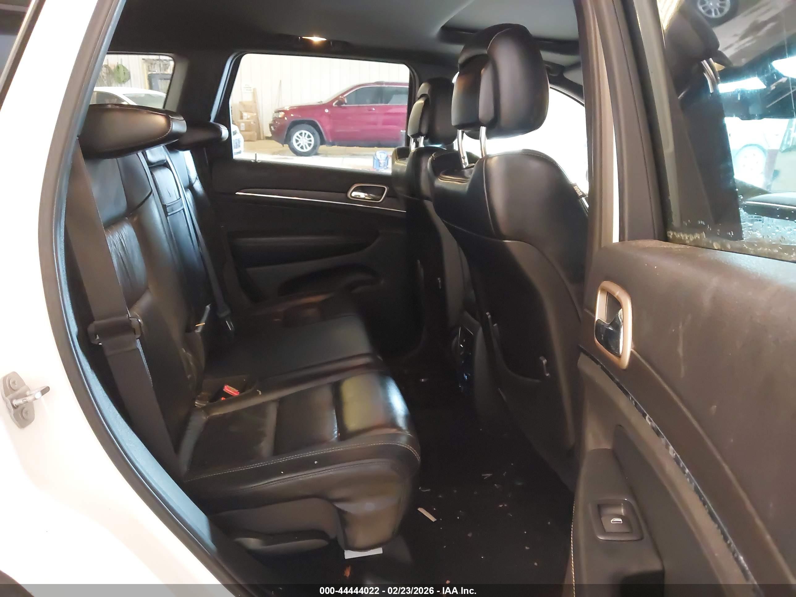 JEEP GRAND image 8