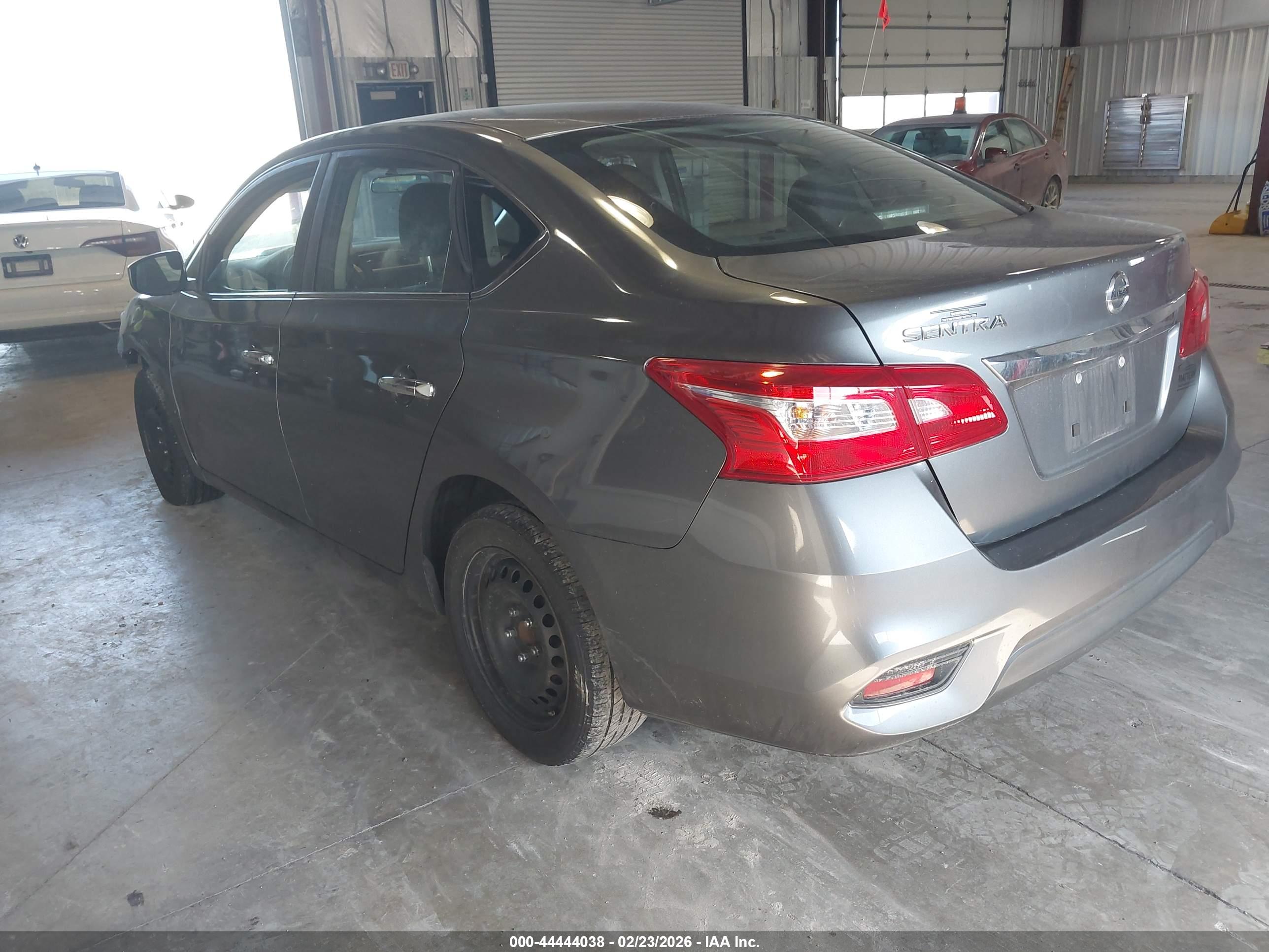 NISSAN SENTRA image 3