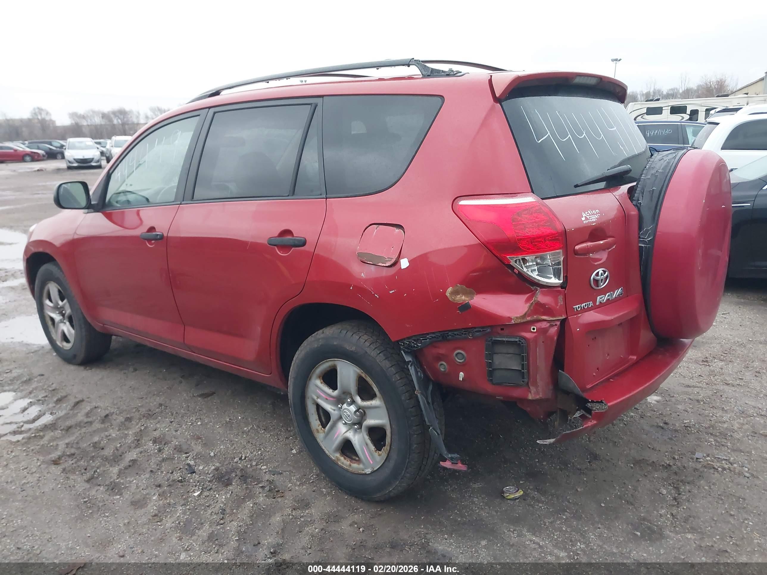 TOYOTA RAV4 image 3