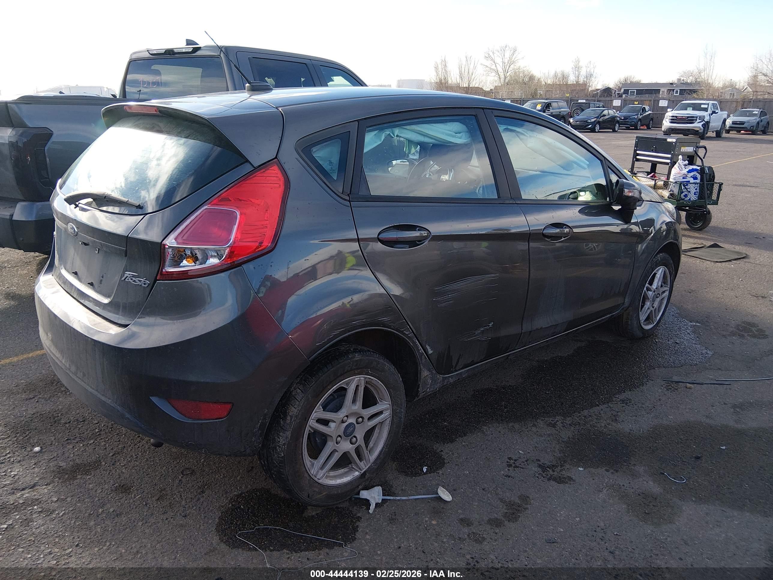 FORD FIESTA image 4