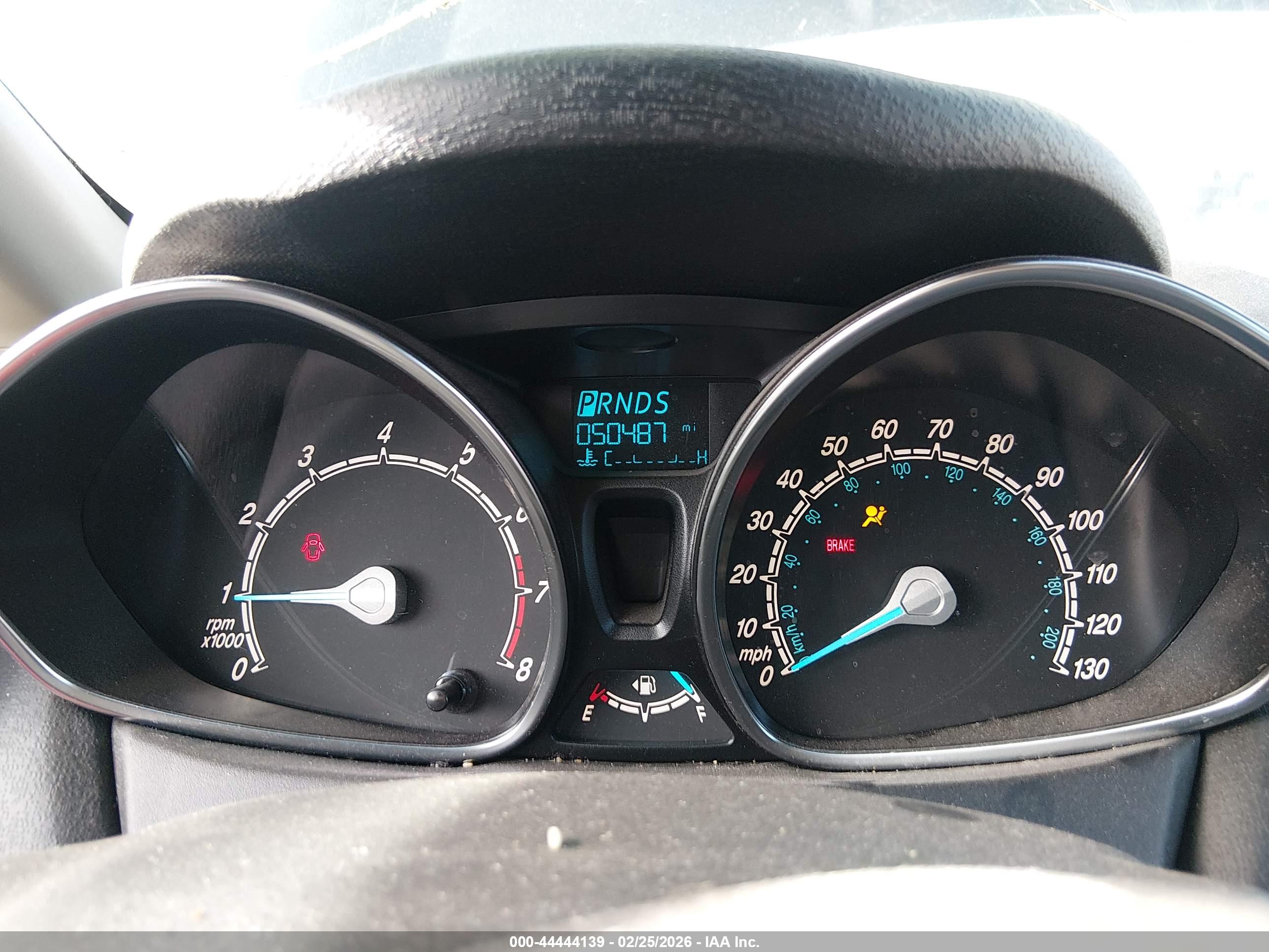 FORD FIESTA image 7