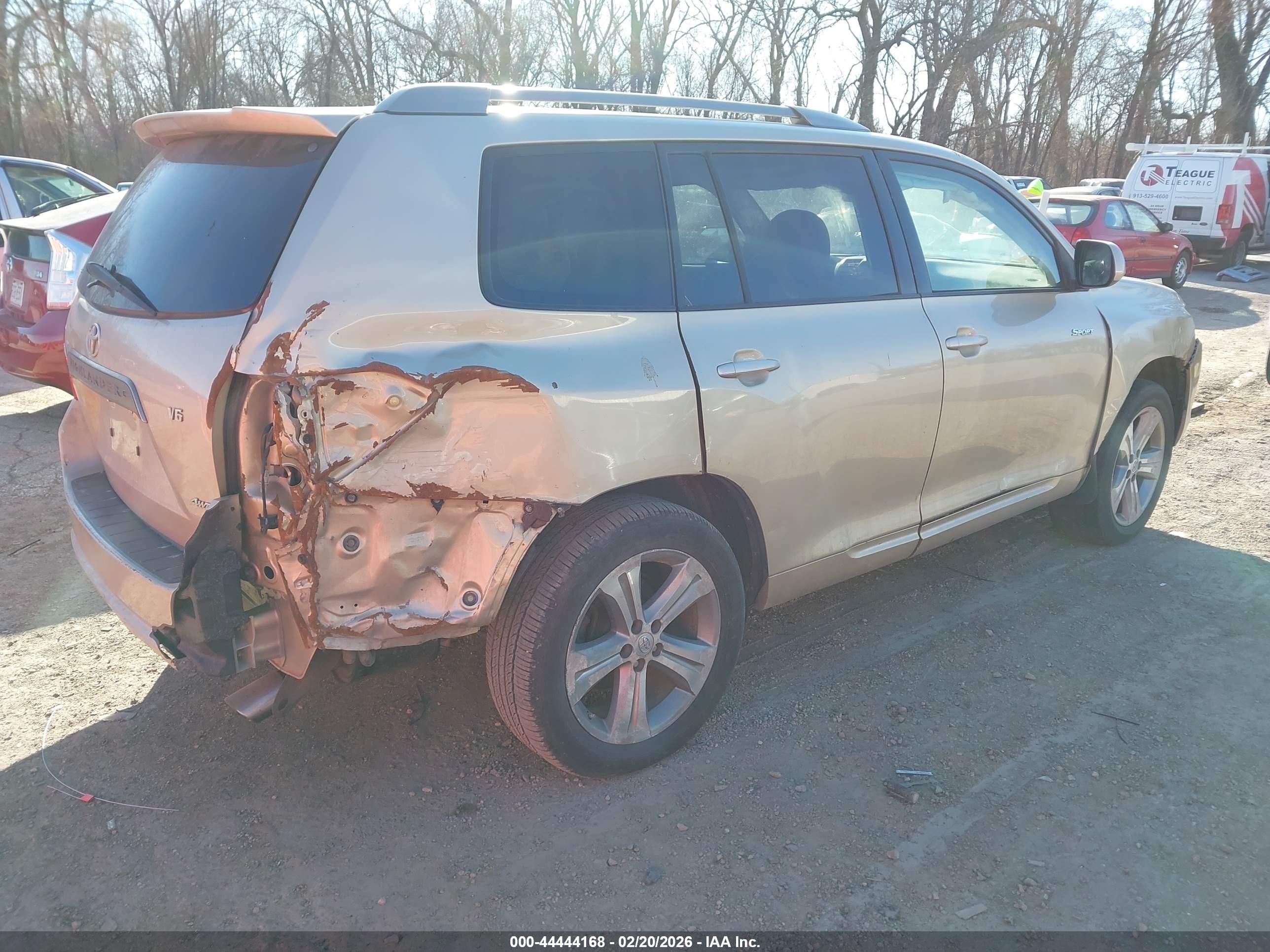 TOYOTA HIGHLANDER image 4