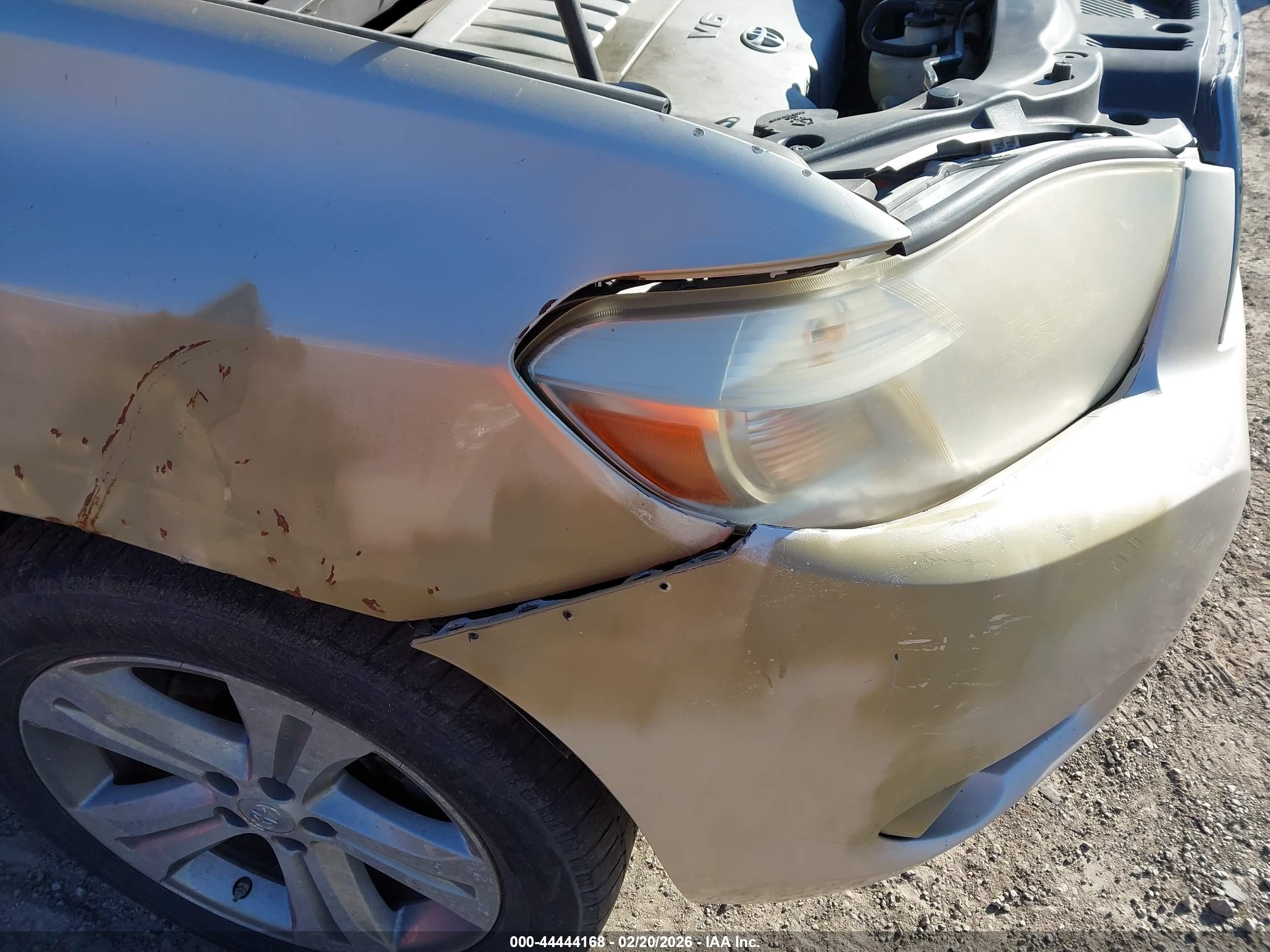 TOYOTA HIGHLANDER image 6
