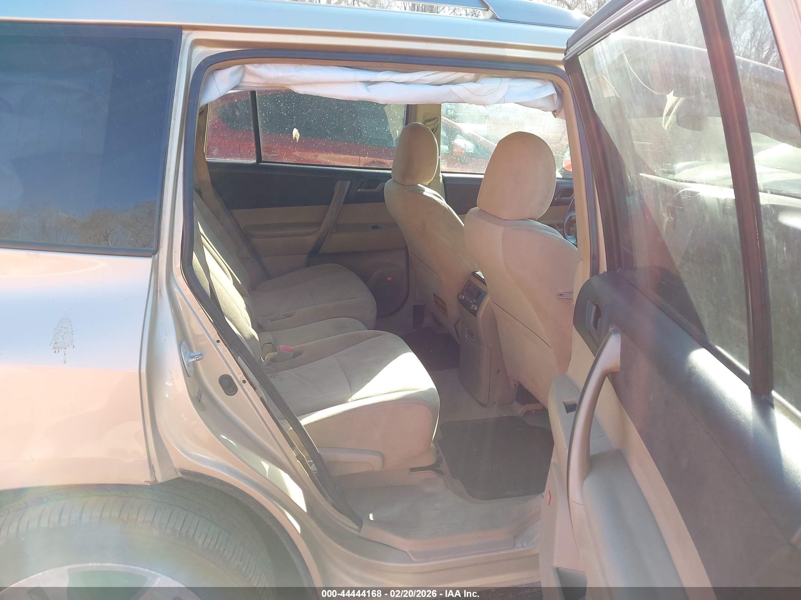 TOYOTA HIGHLANDER image 8