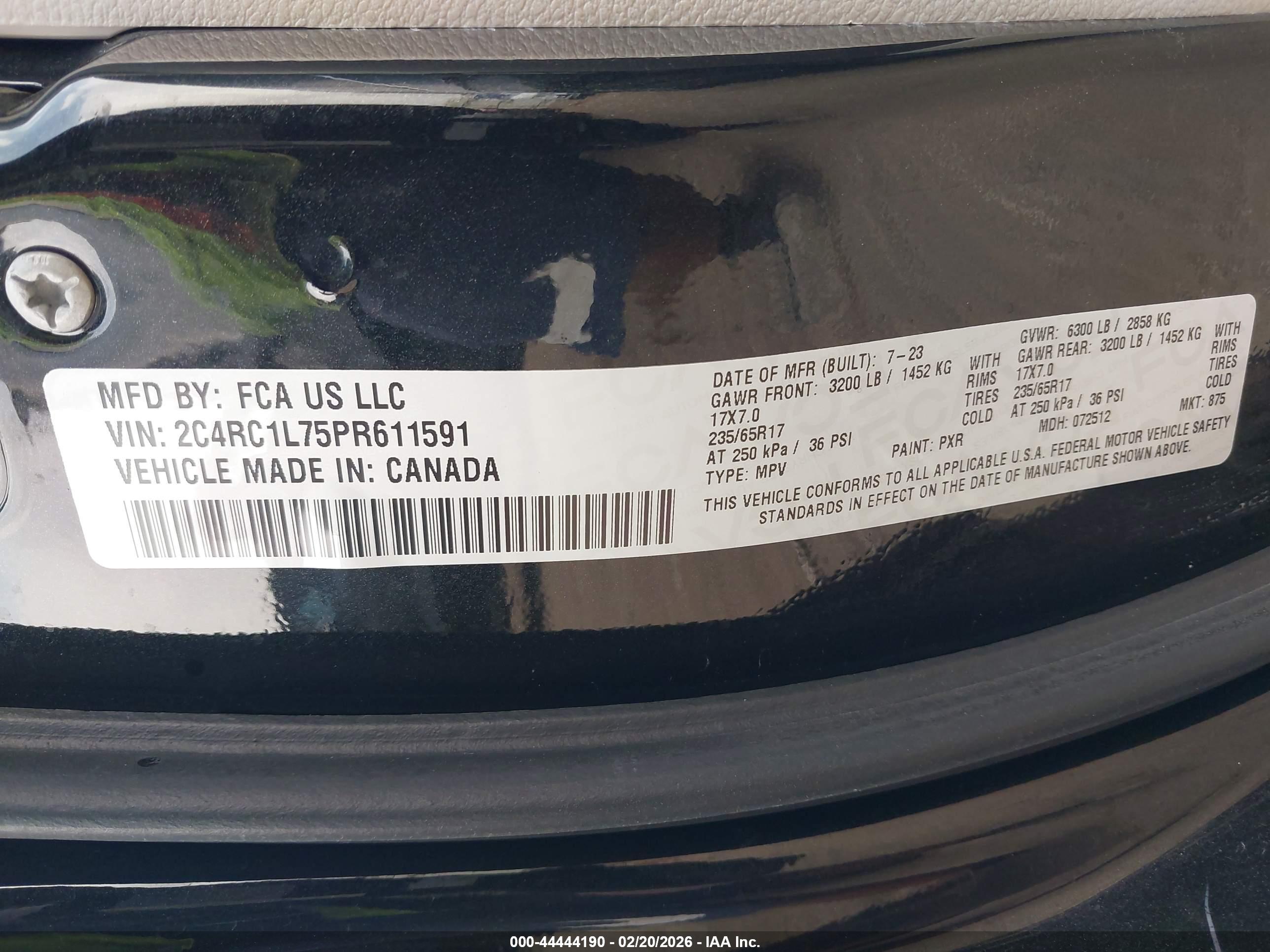 CHRYSLER PACIFICA image 9