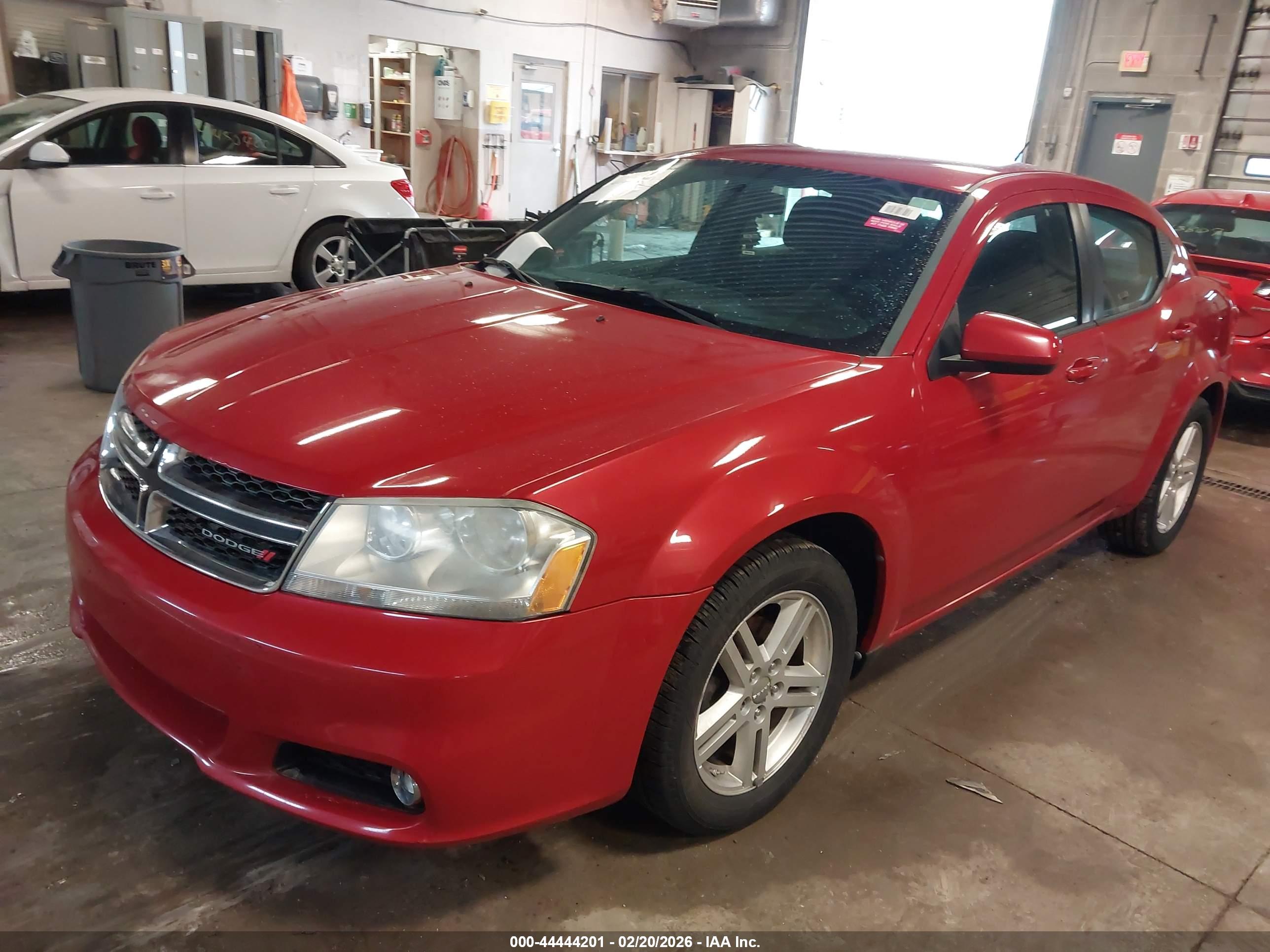 DODGE AVENGER image 2