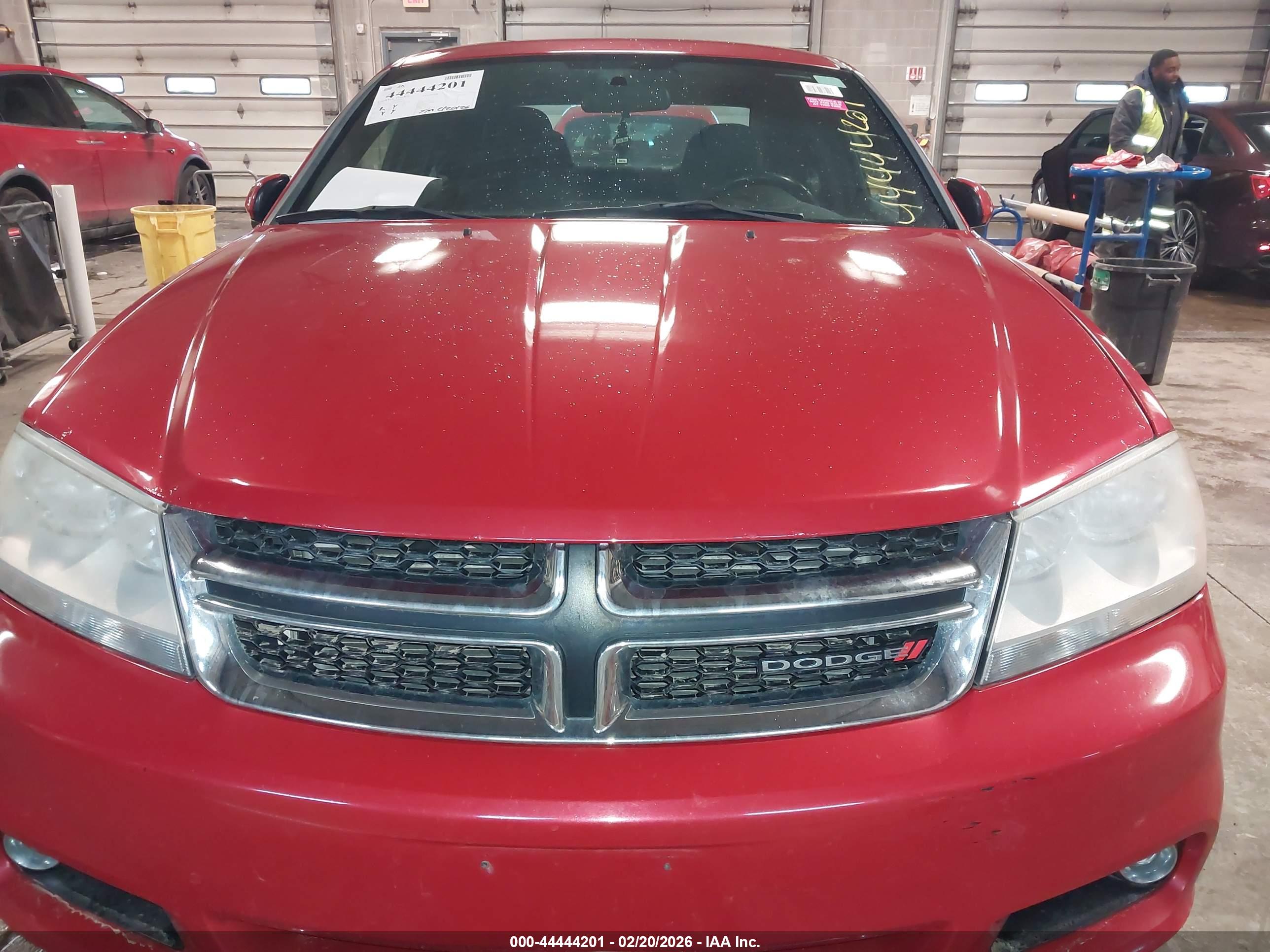 DODGE AVENGER image 6