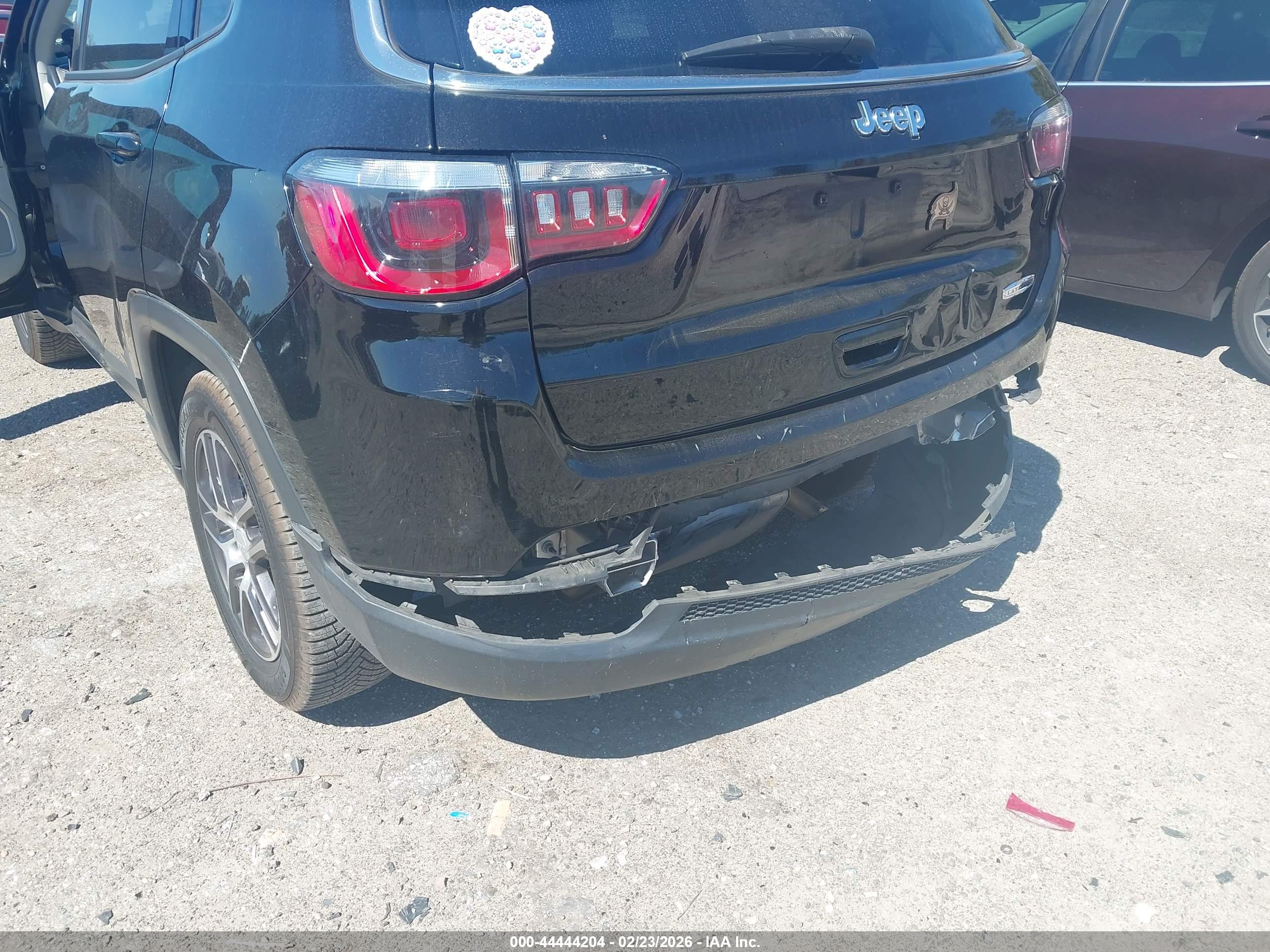 JEEP COMPASS image 6