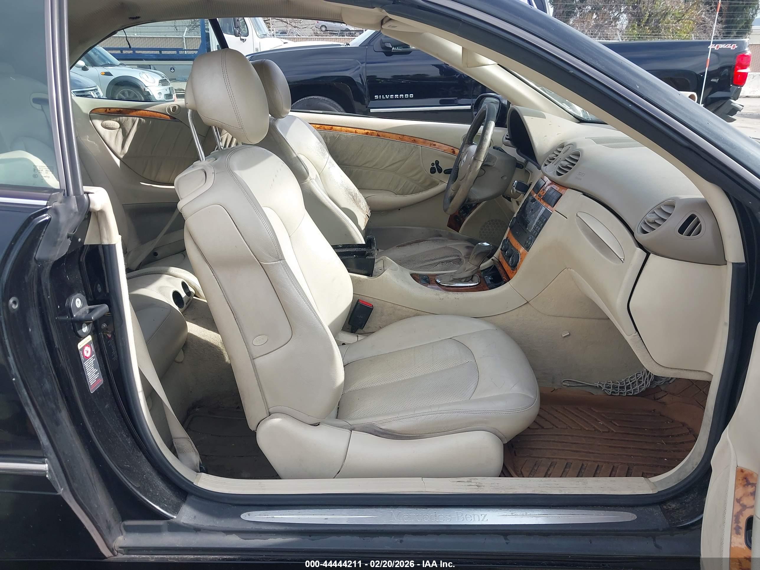 MERCEDES-BENZ CLK image 5
