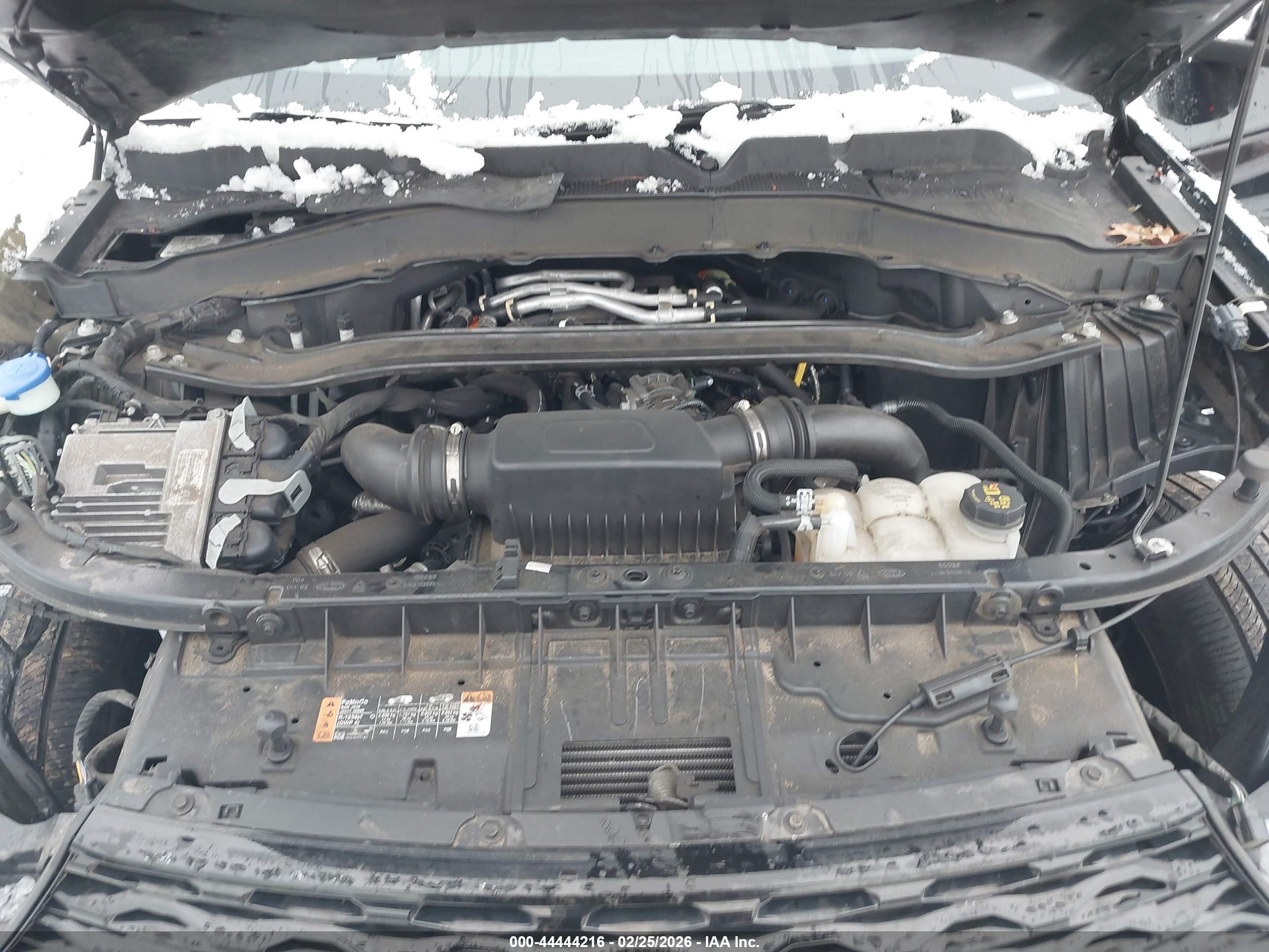FORD EXPLORER image 10