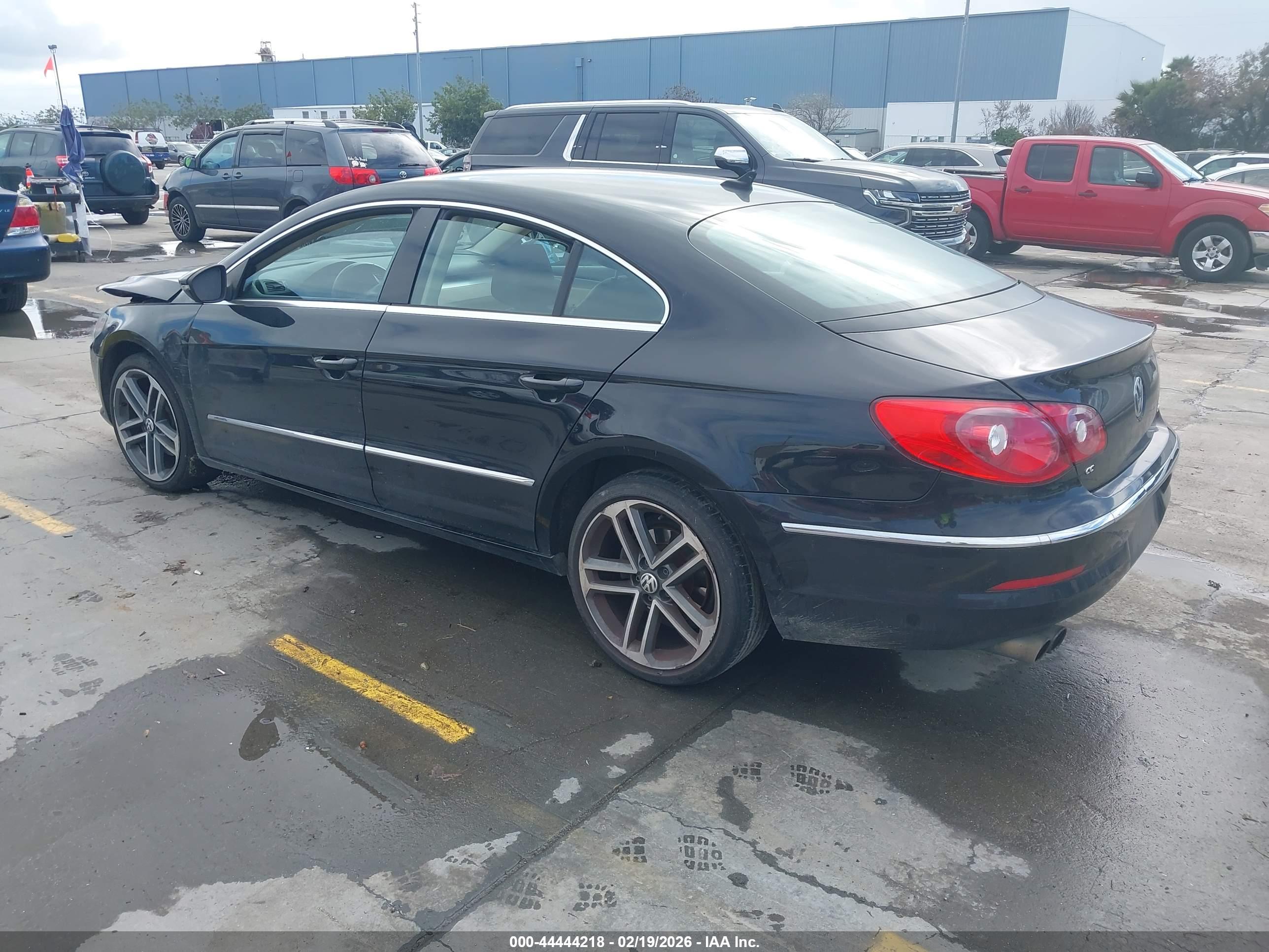 VOLKSWAGEN CC image 3