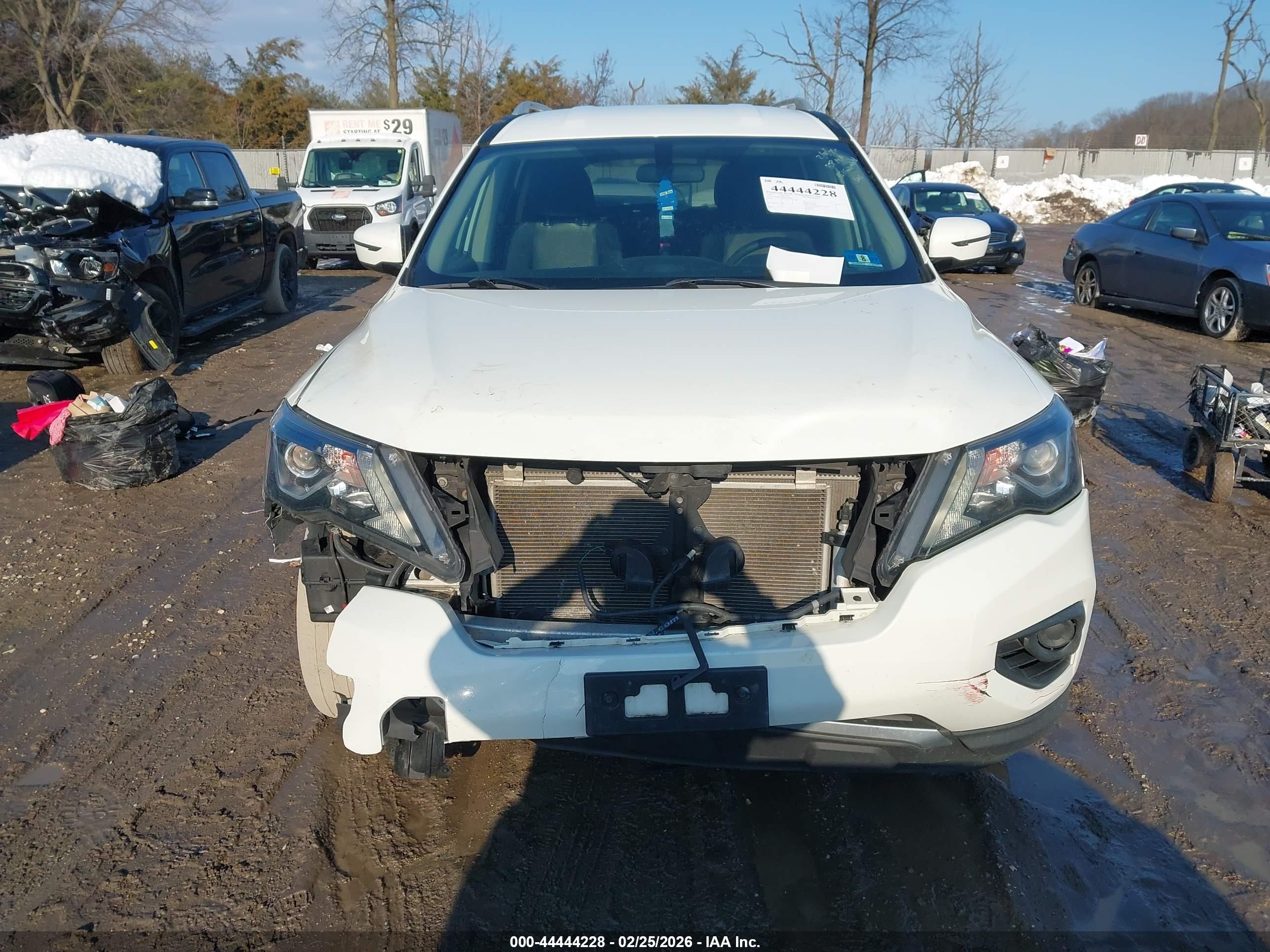 NISSAN PATHFINDER image 6