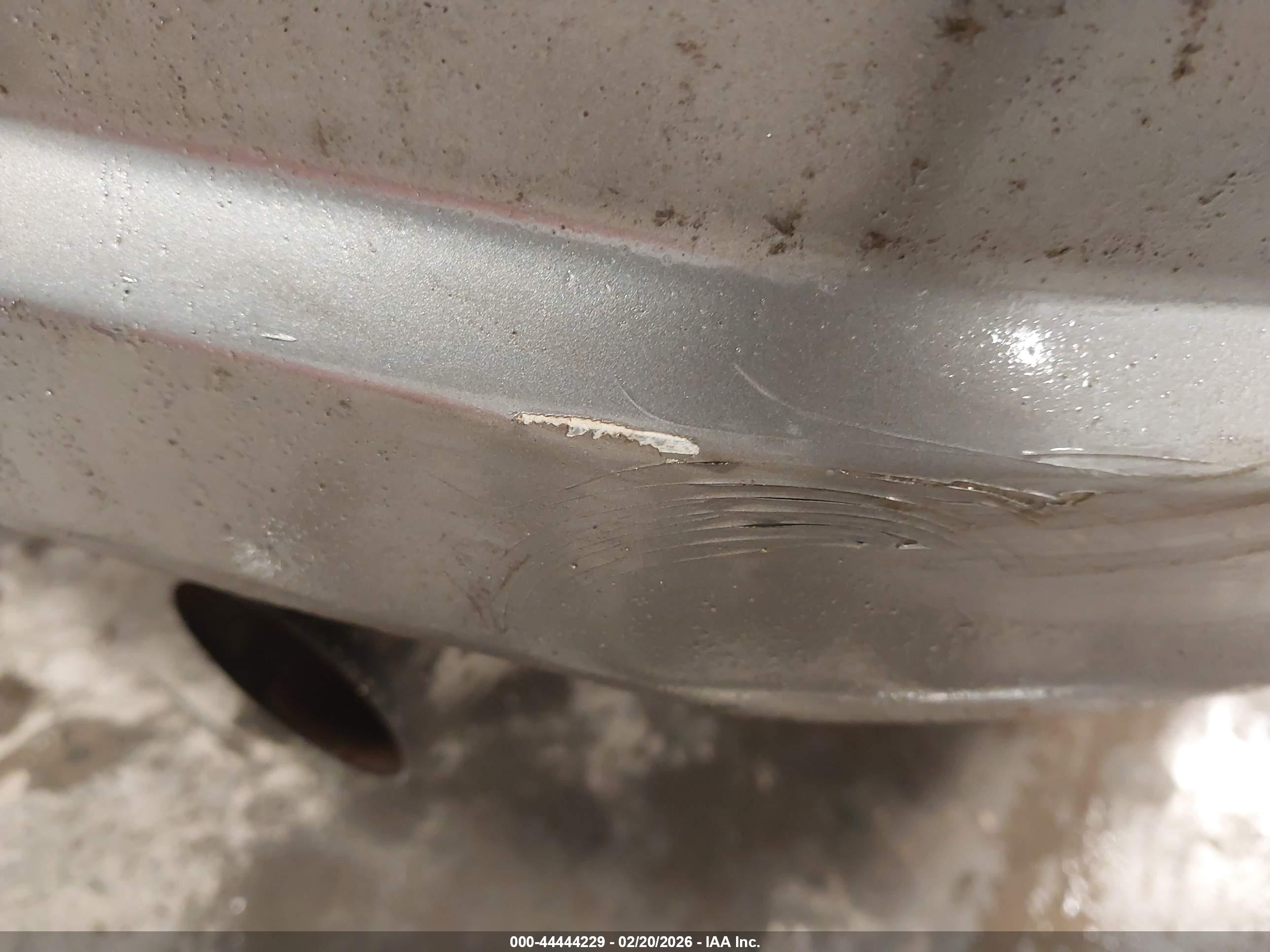 MITSUBISHI GALANT image 6