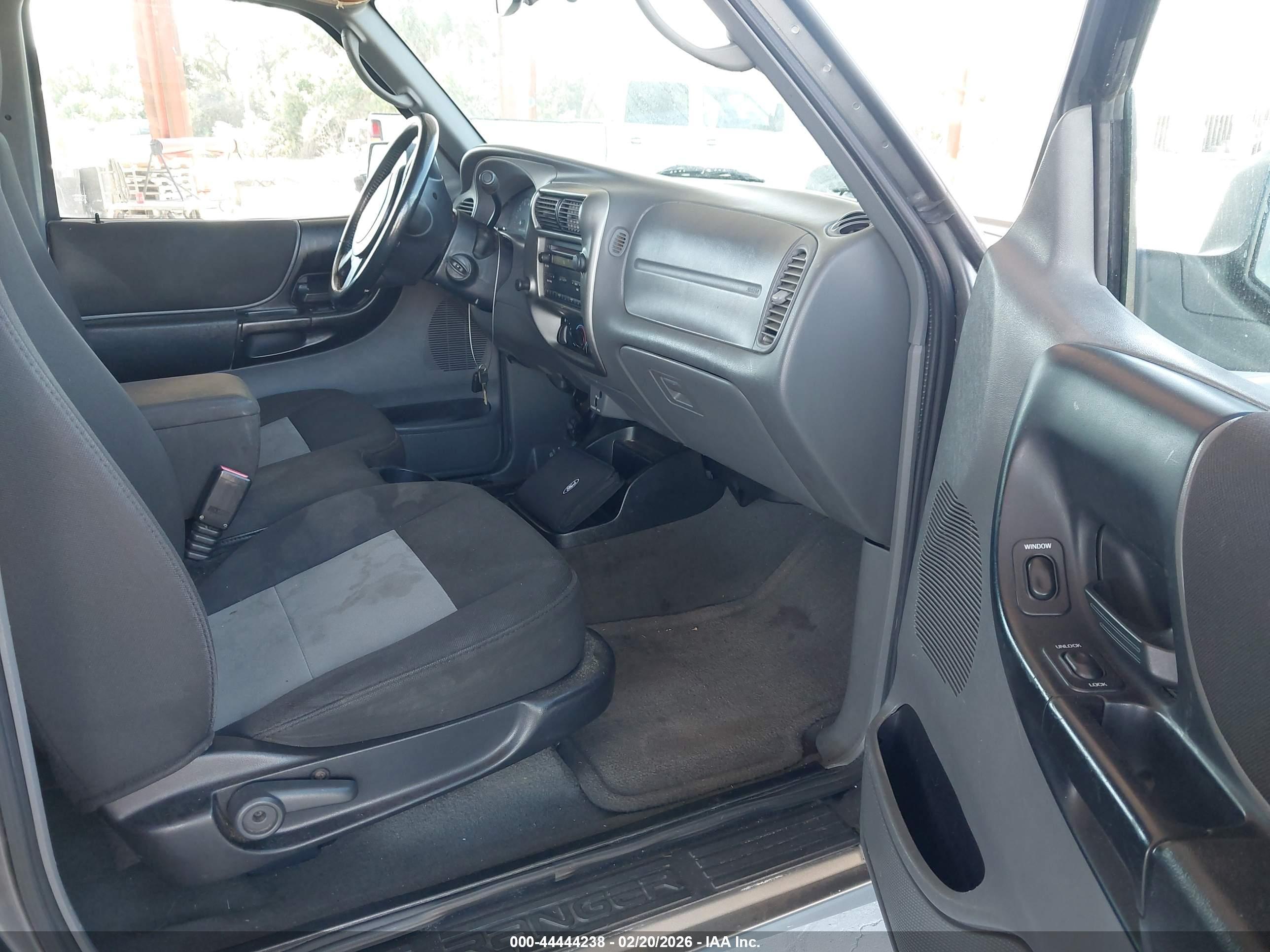 FORD RANGER image 5