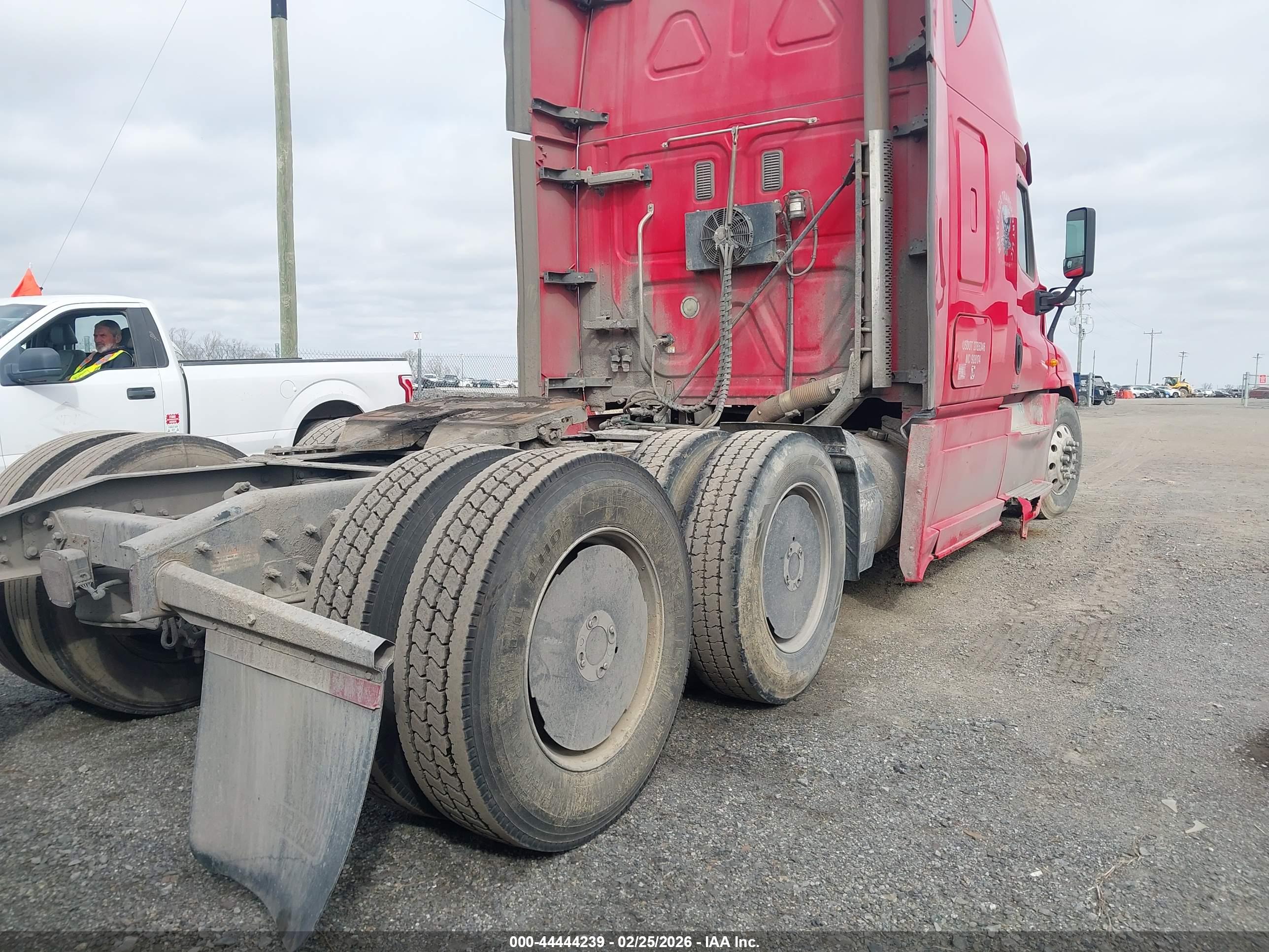 FREIGHTLINER CASCADIA image 4