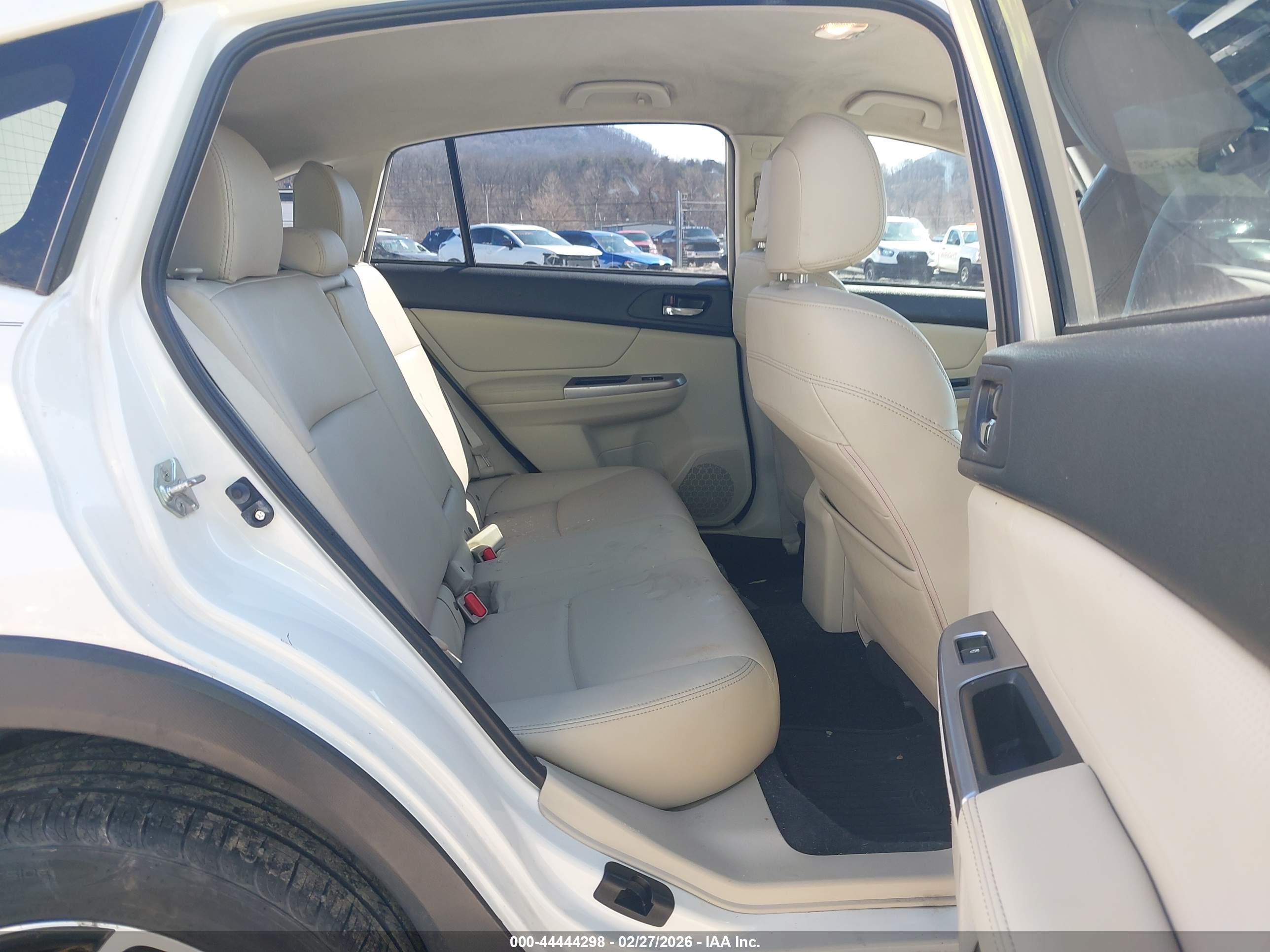 SUBARU XV image 8
