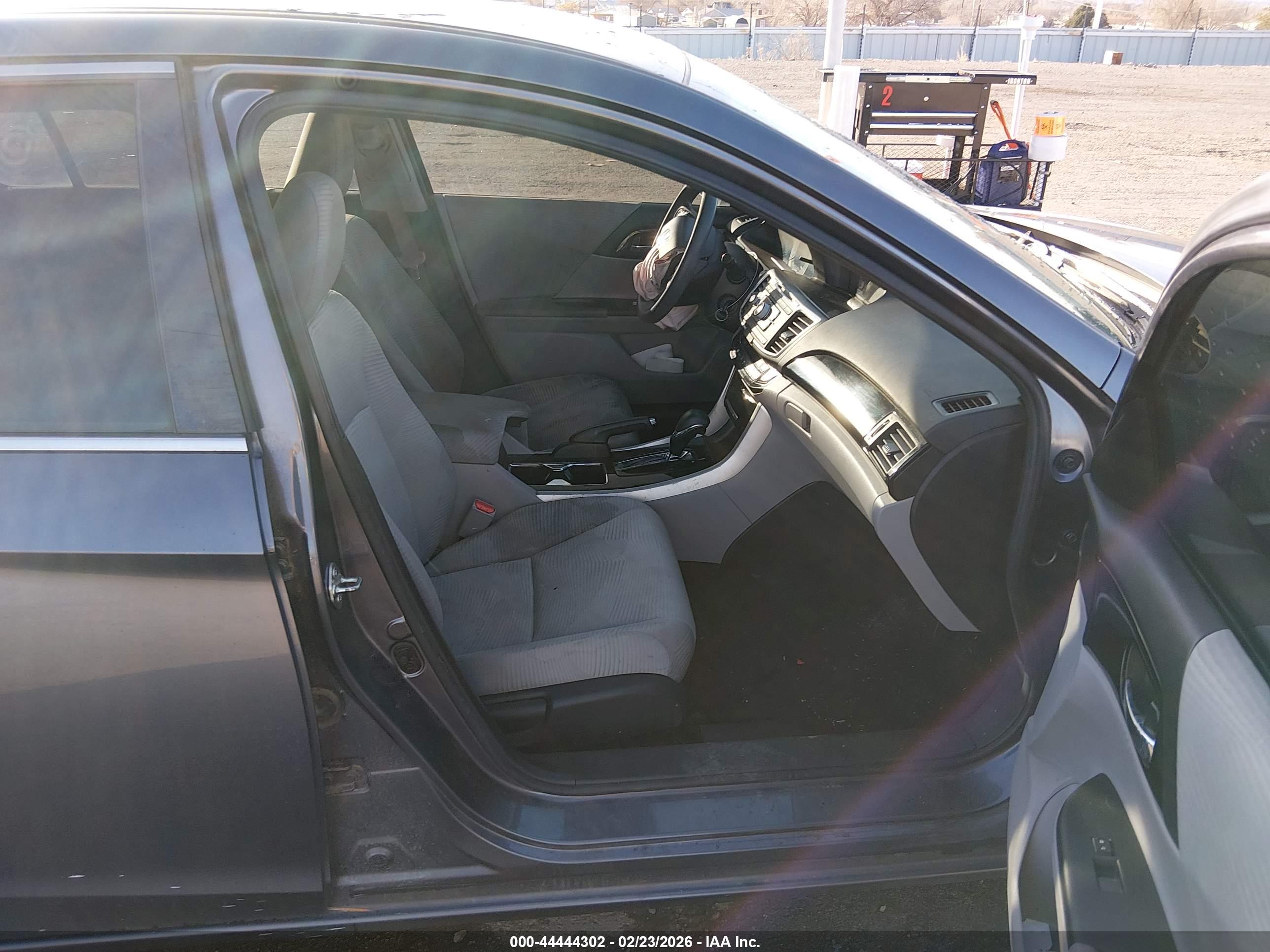 HONDA ACCORD image 5