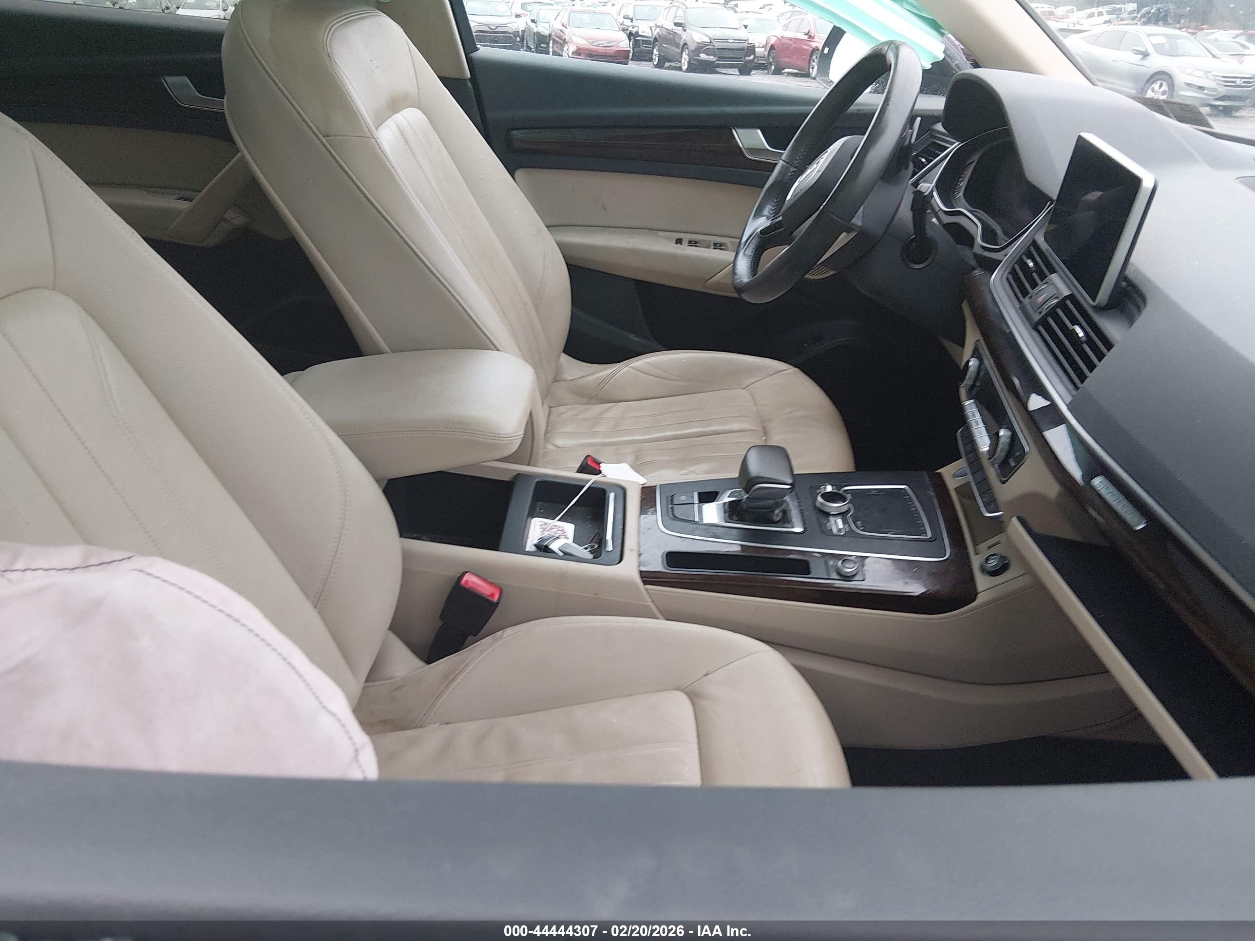 AUDI Q5 image 5