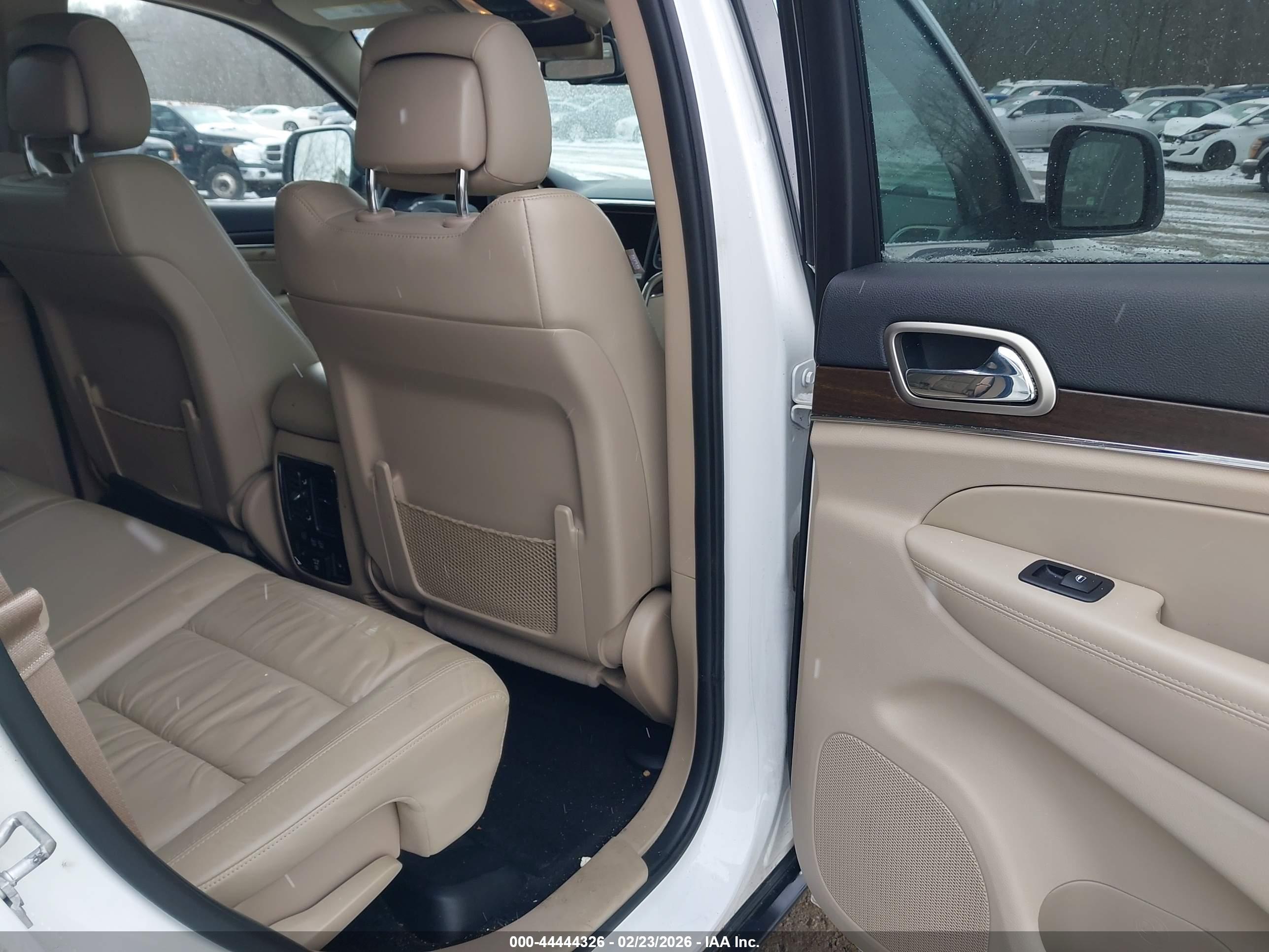 JEEP GRAND image 8