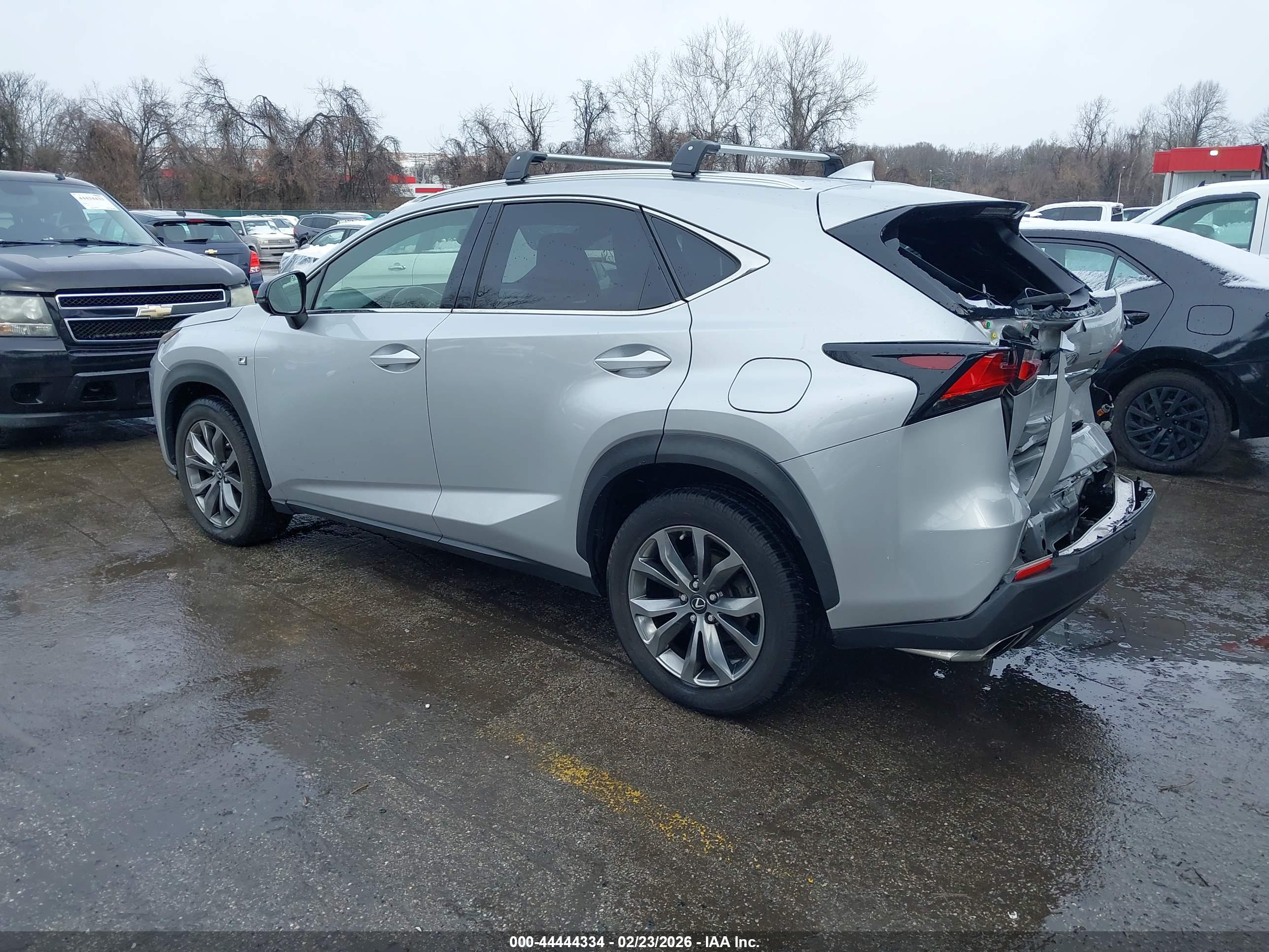 LEXUS NX image 3
