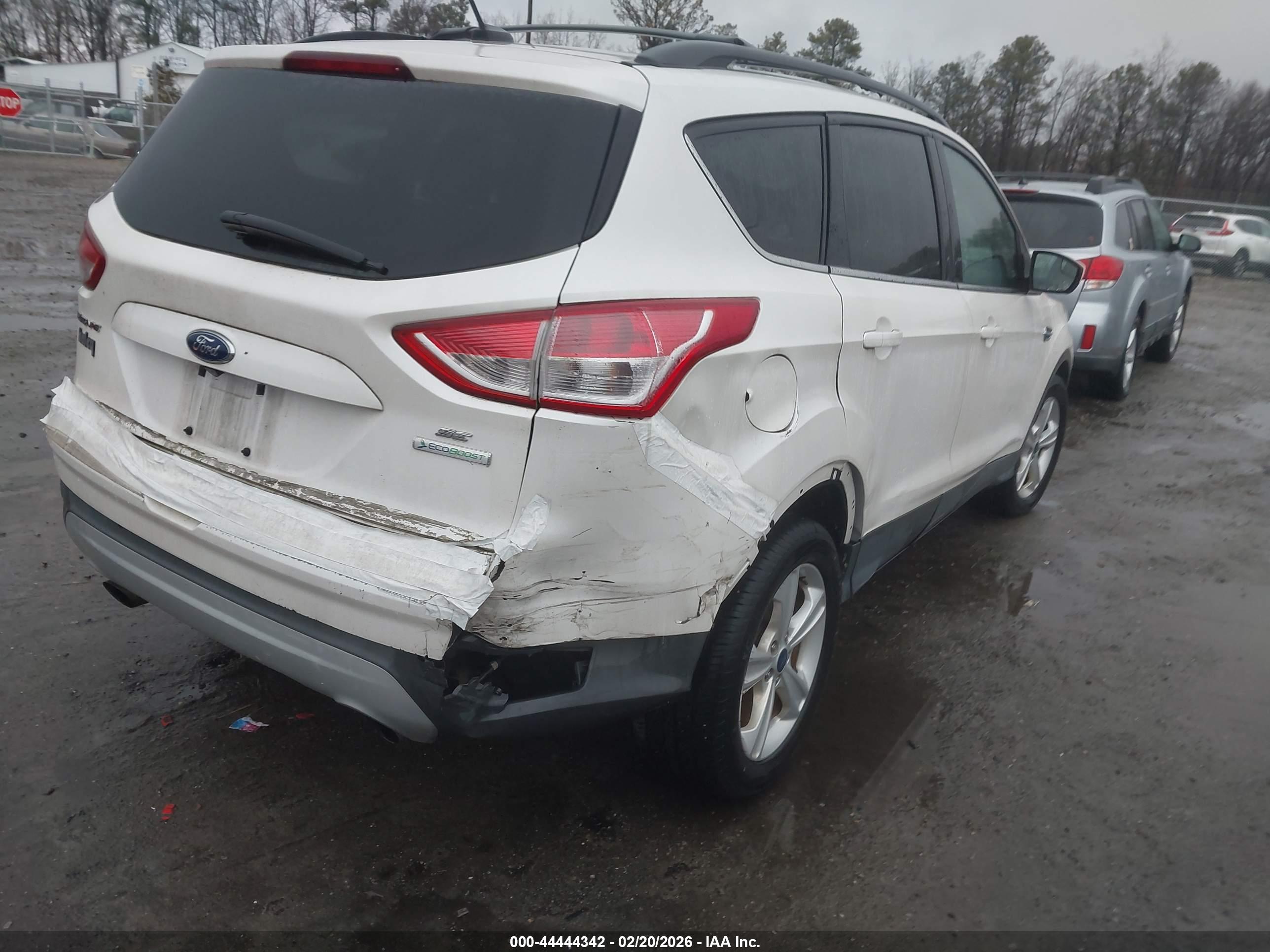 FORD ESCAPE image 4