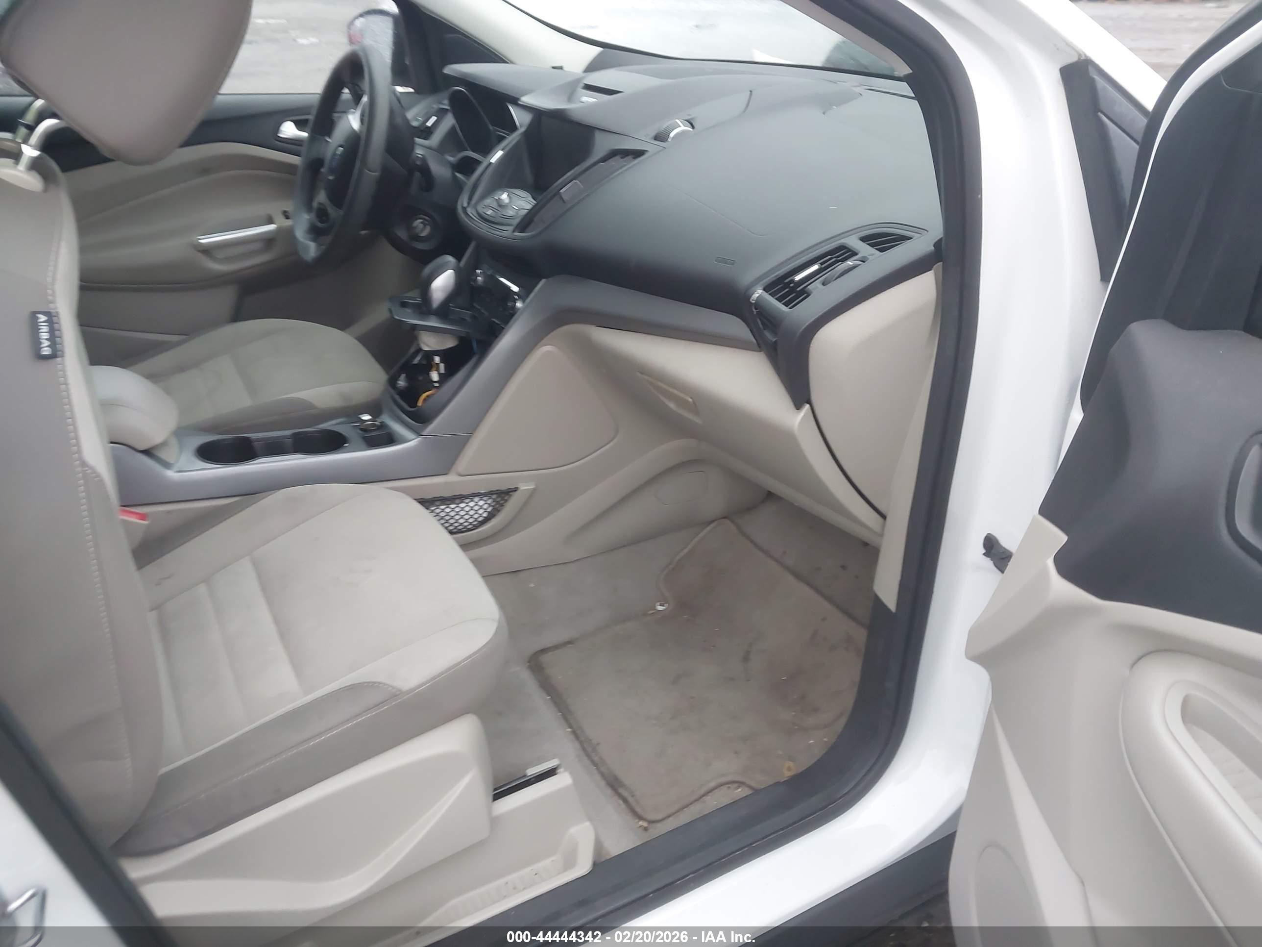 FORD ESCAPE image 5