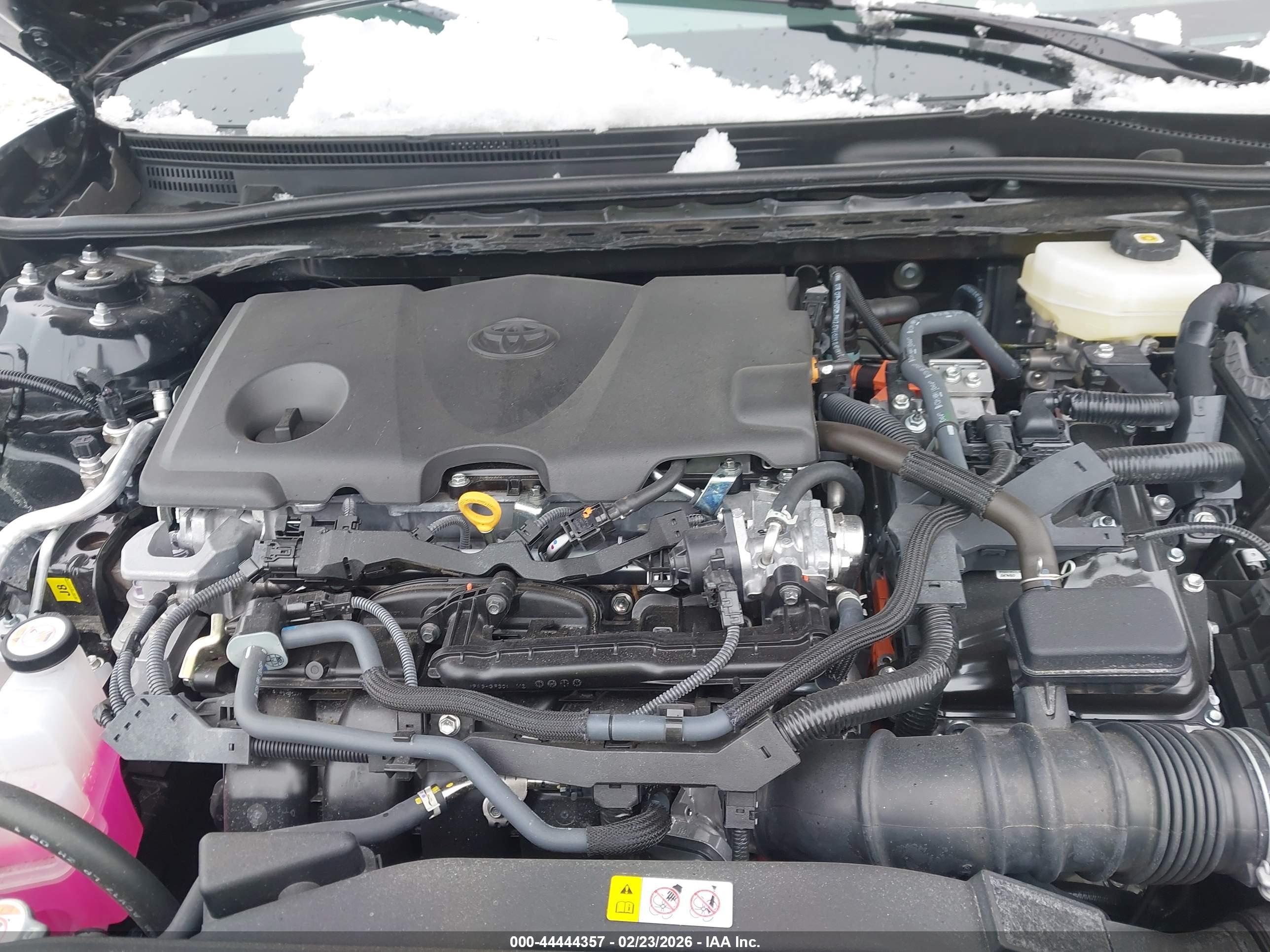 TOYOTA CAMRY image 10