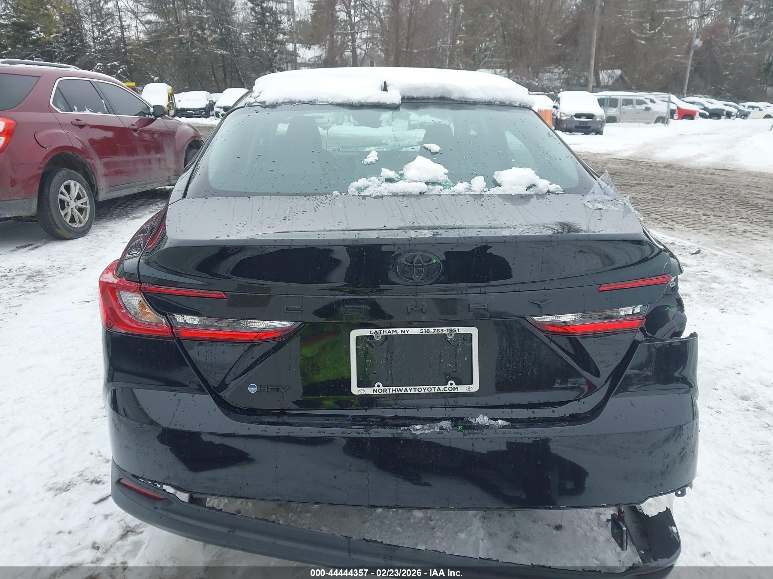 TOYOTA CAMRY image 6