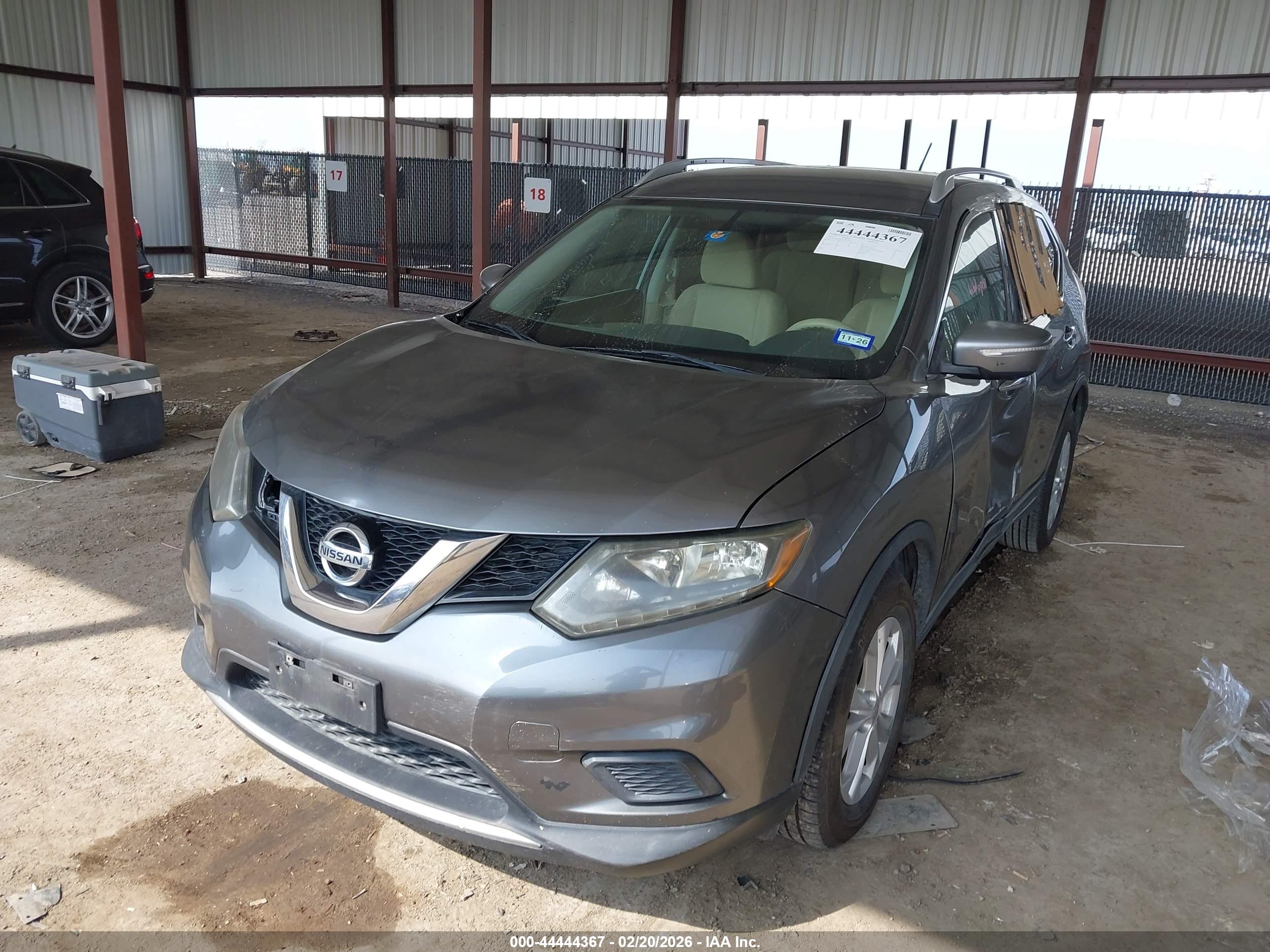 NISSAN ROGUE image 2