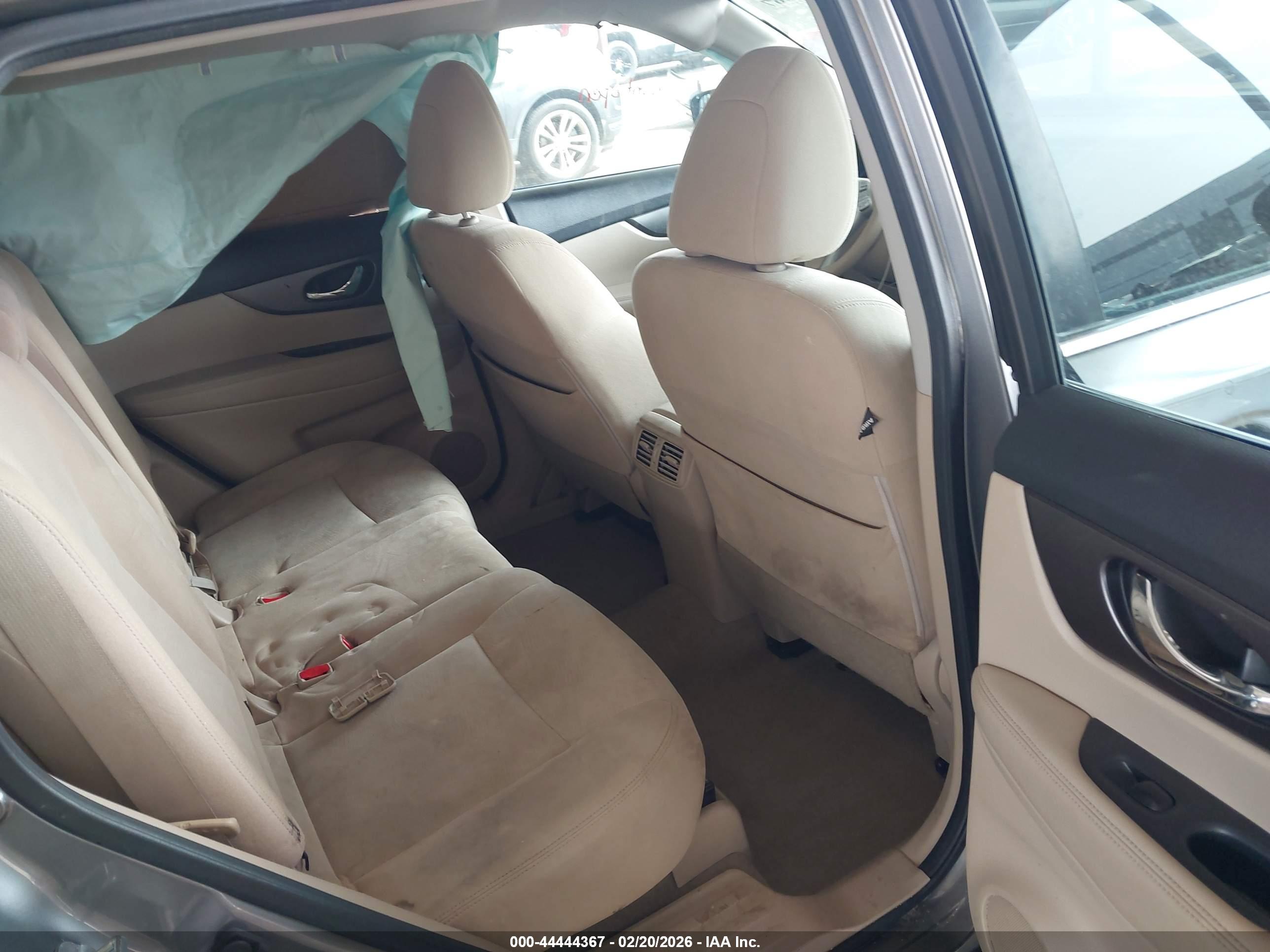 NISSAN ROGUE image 8