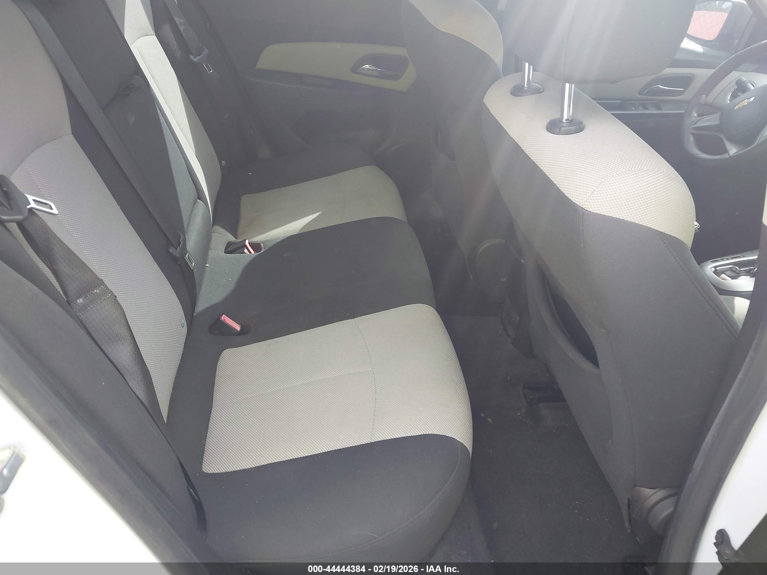 CHEVROLET CRUZE image 8