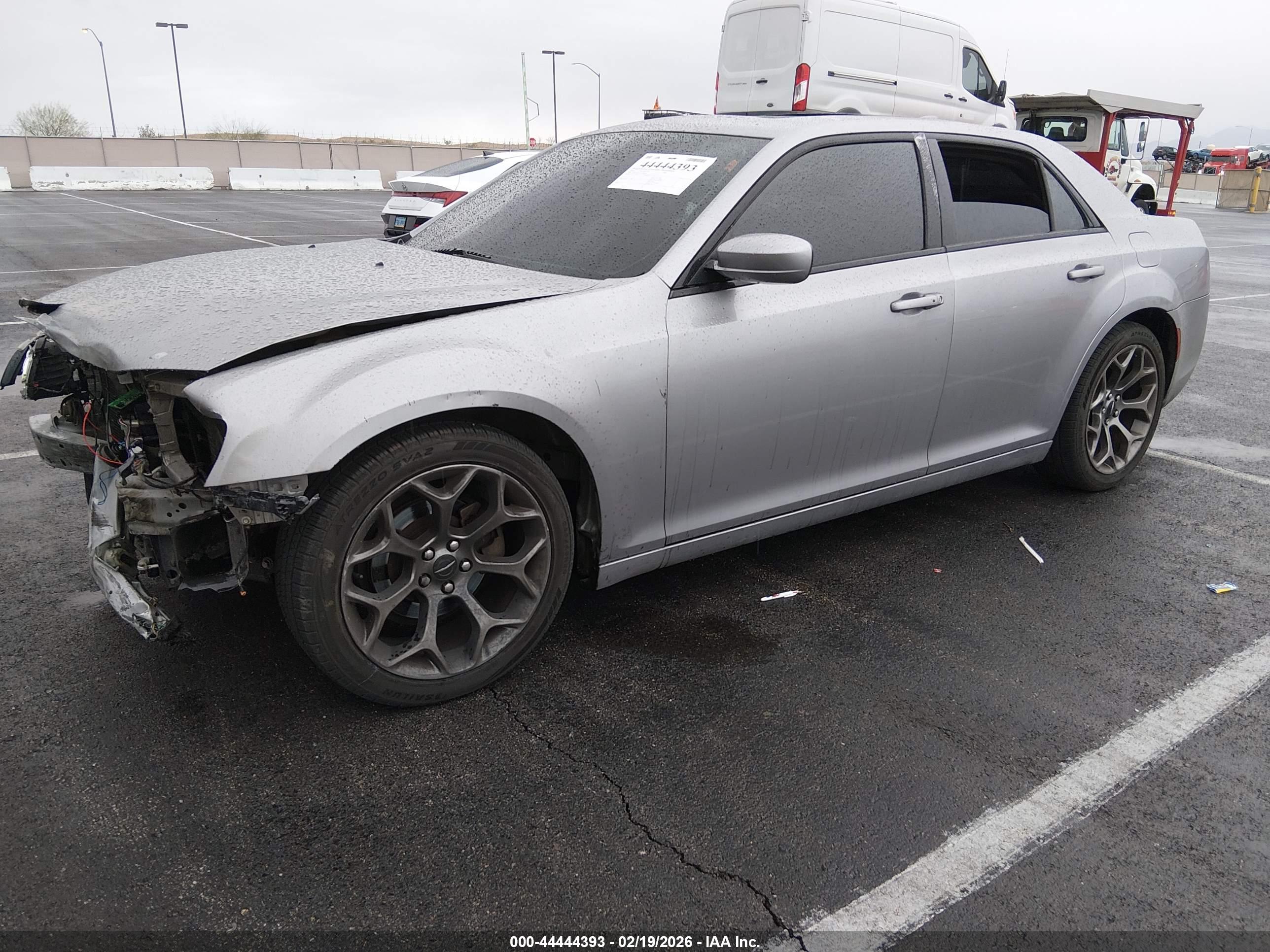 CHRYSLER 300 image 2